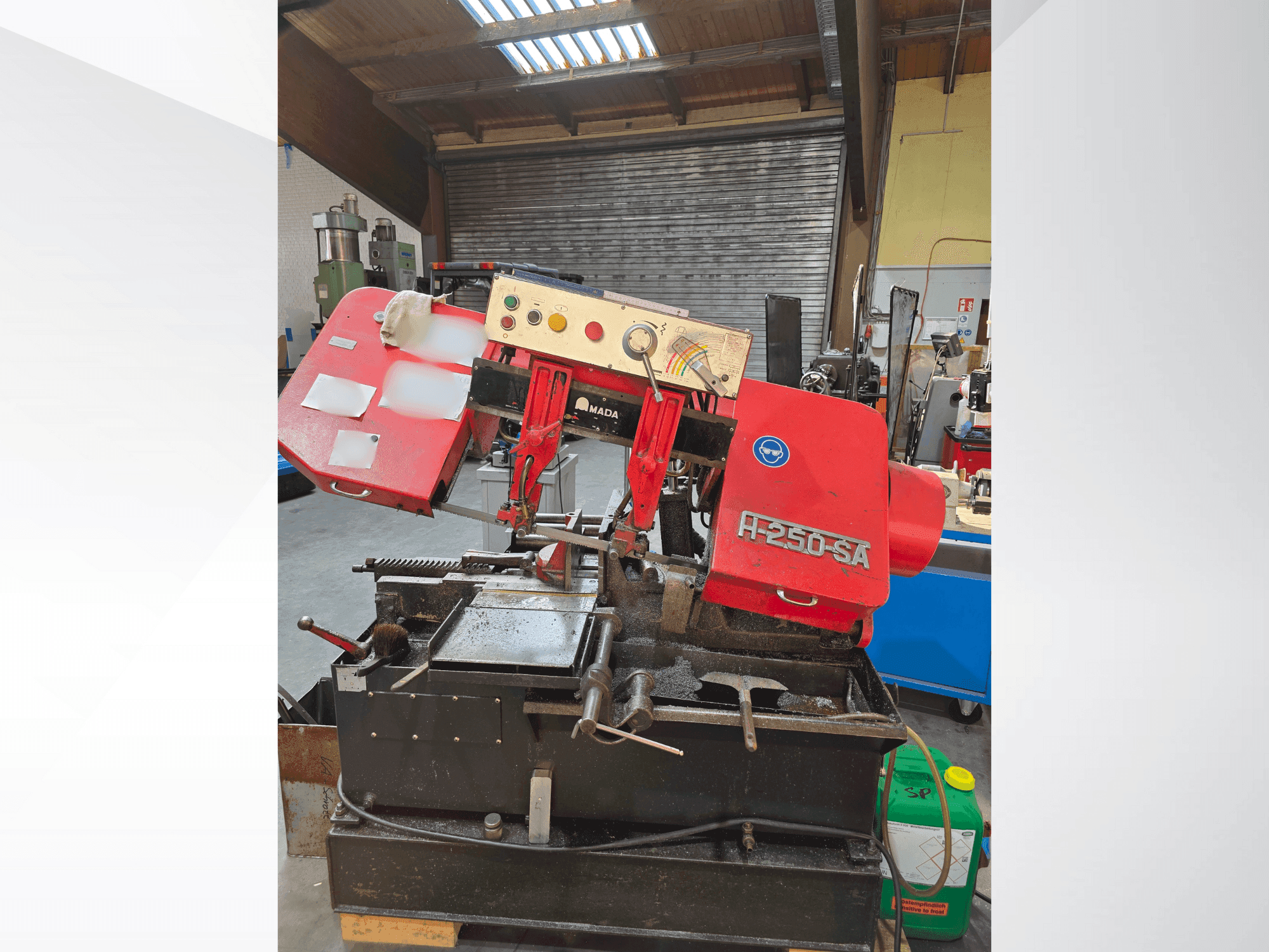 Makine AMADA H-250SA - Önden görünüm