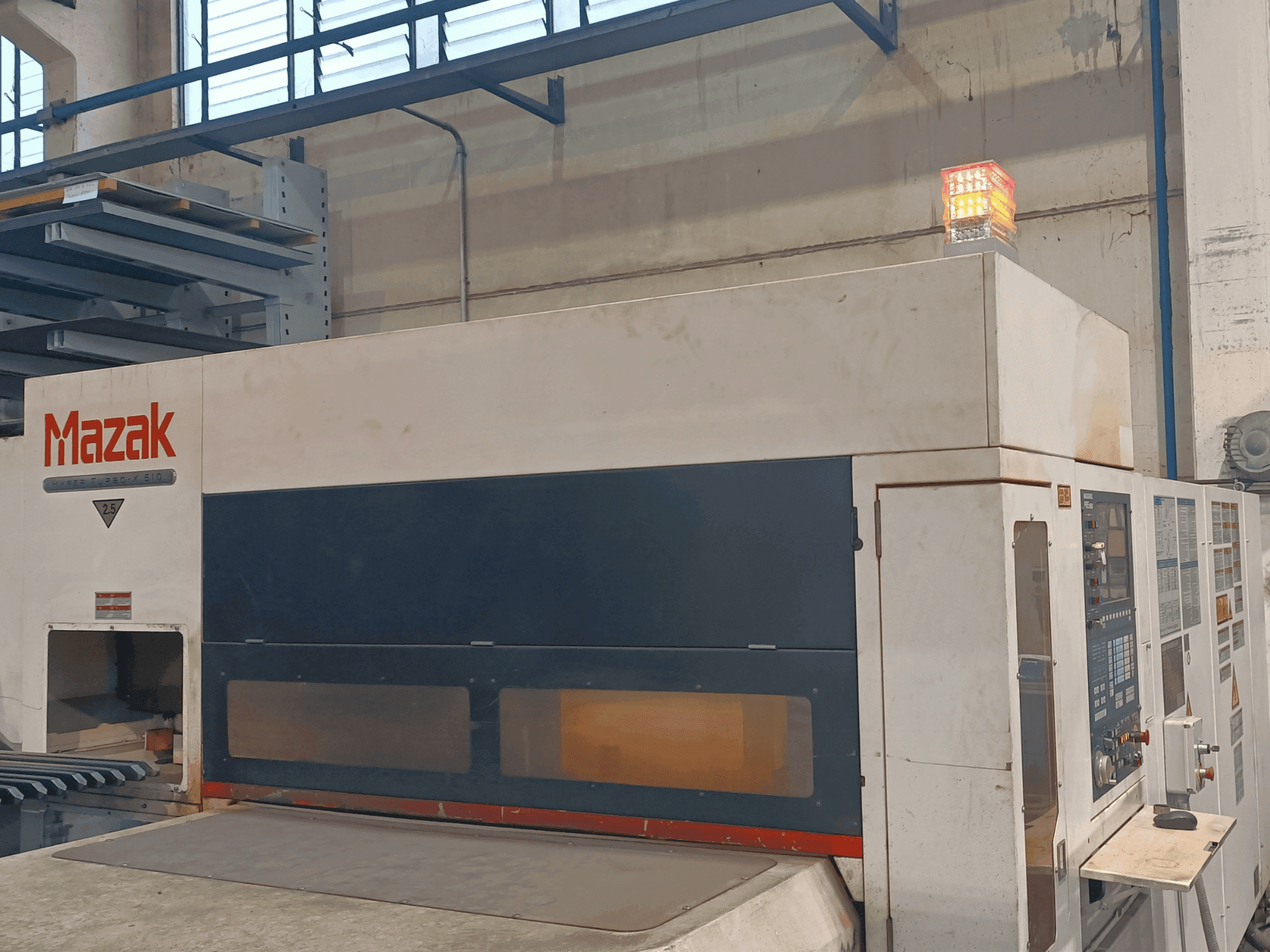 Makine Mazak MAZAK HTX510 - Önden görünüm