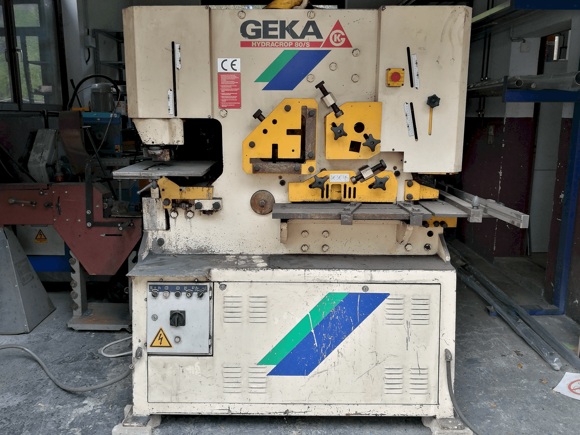 Makine GEKA - Önden görünüm HYDRACROP 80/S