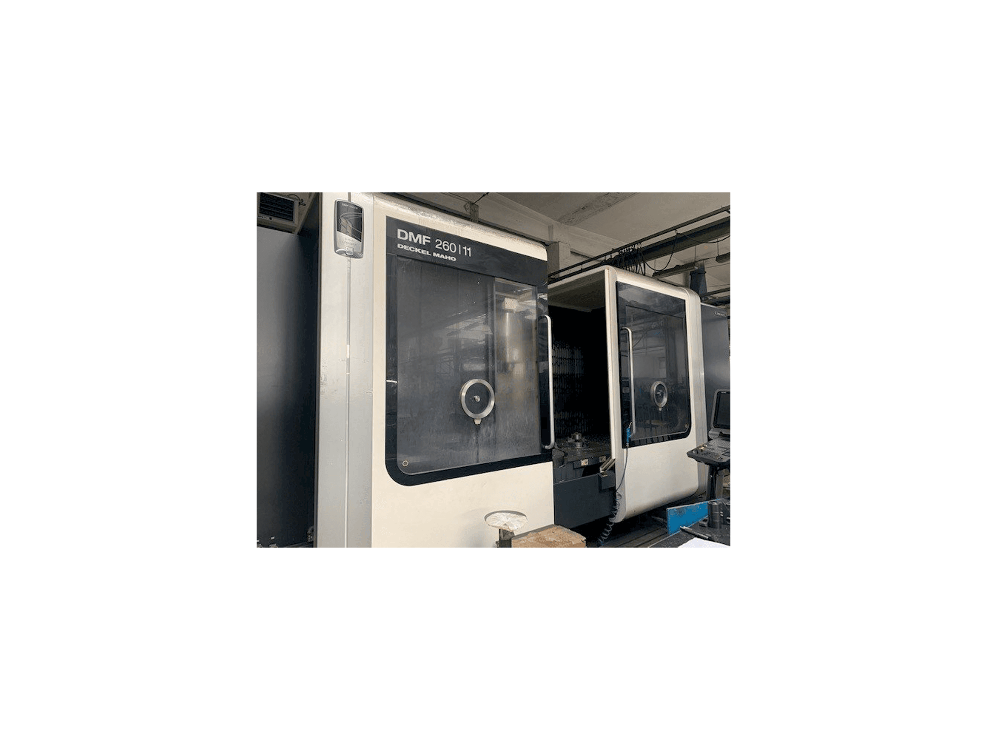 Makine DMG DMF 260 linear - Önden görünüm