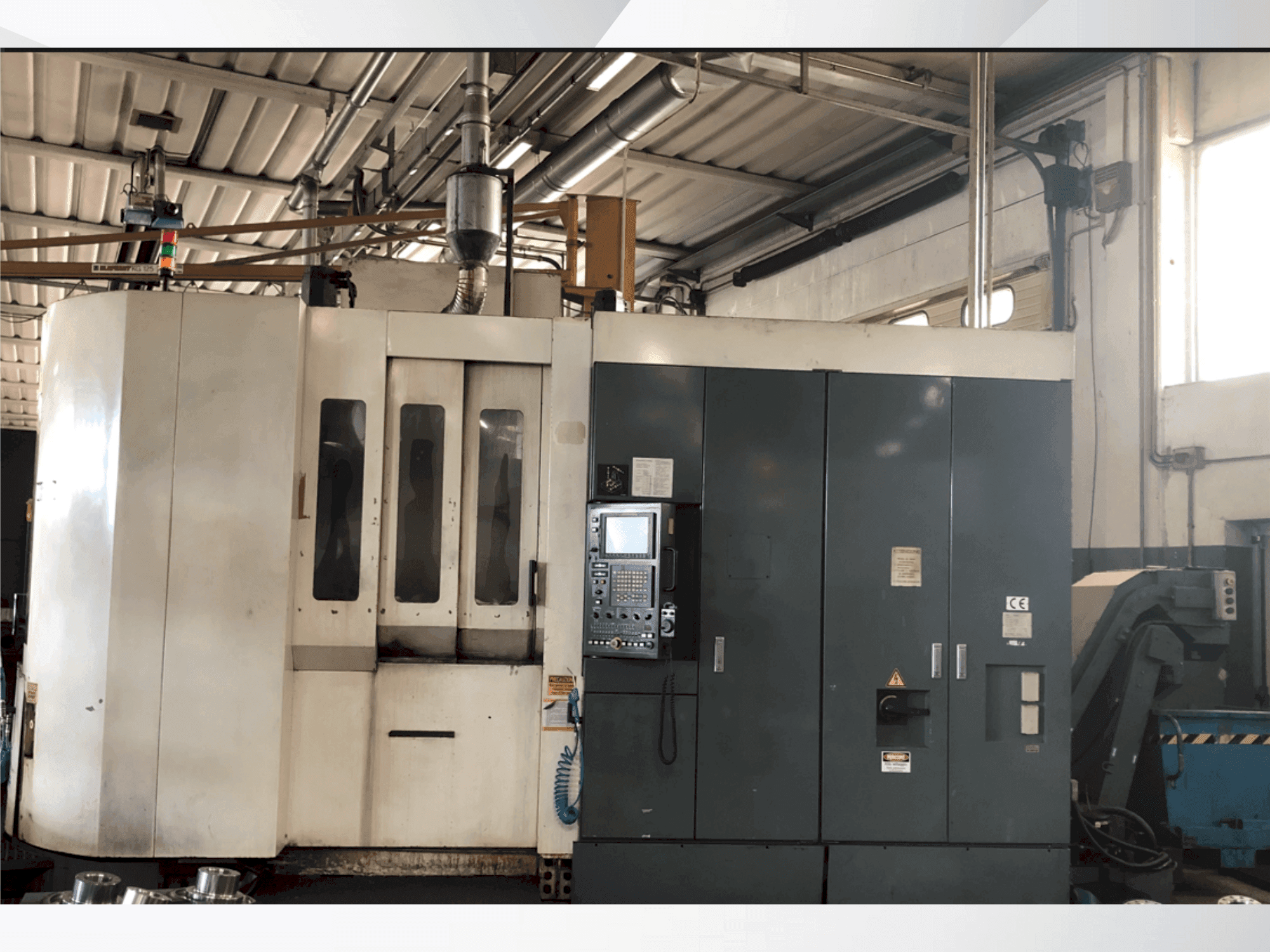 Makine Kitamura MyCenter HX500i - Önden görünüm