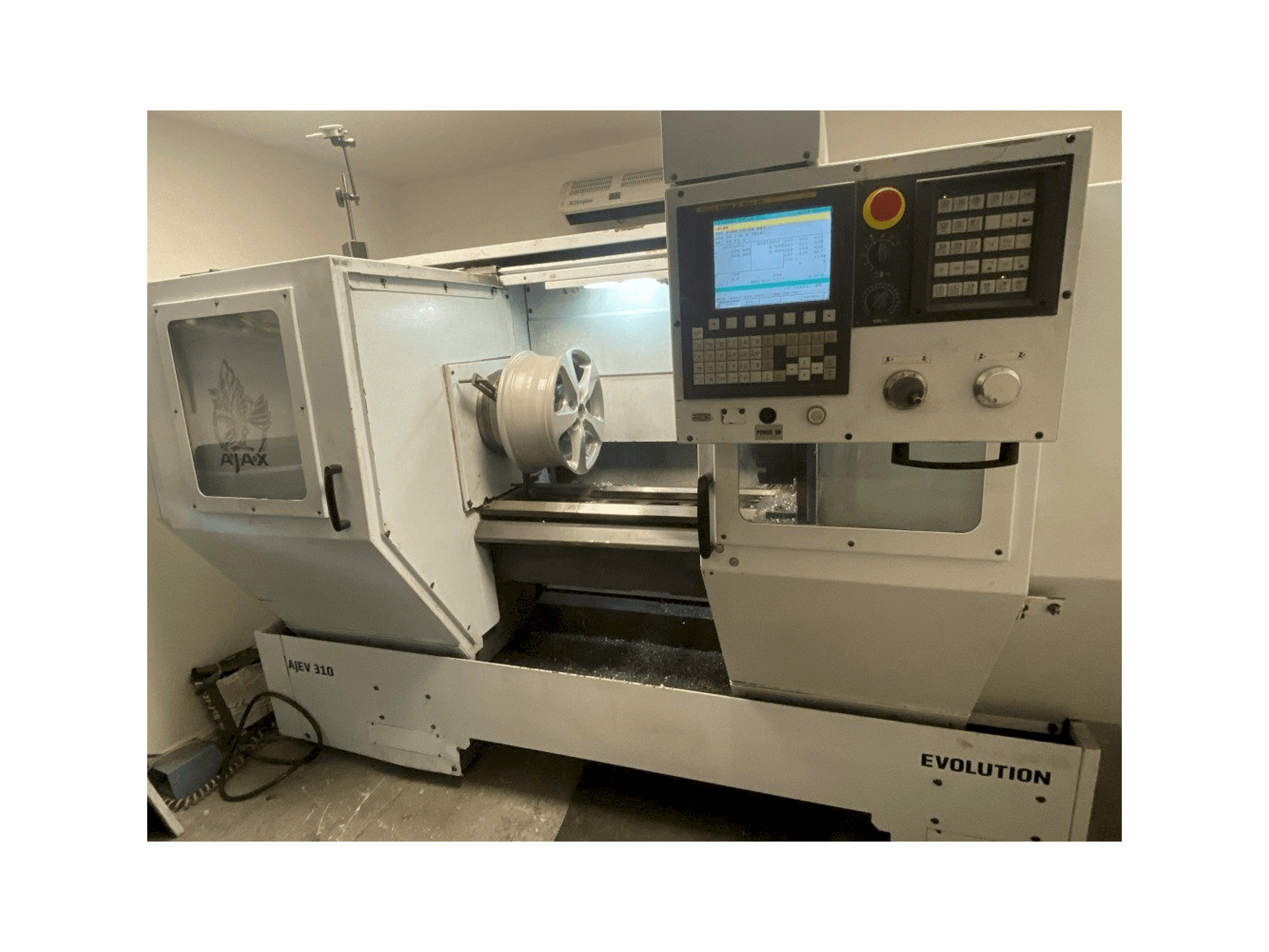 Makine AJAX EVOLUTION AJEV 310 - Önden görünüm