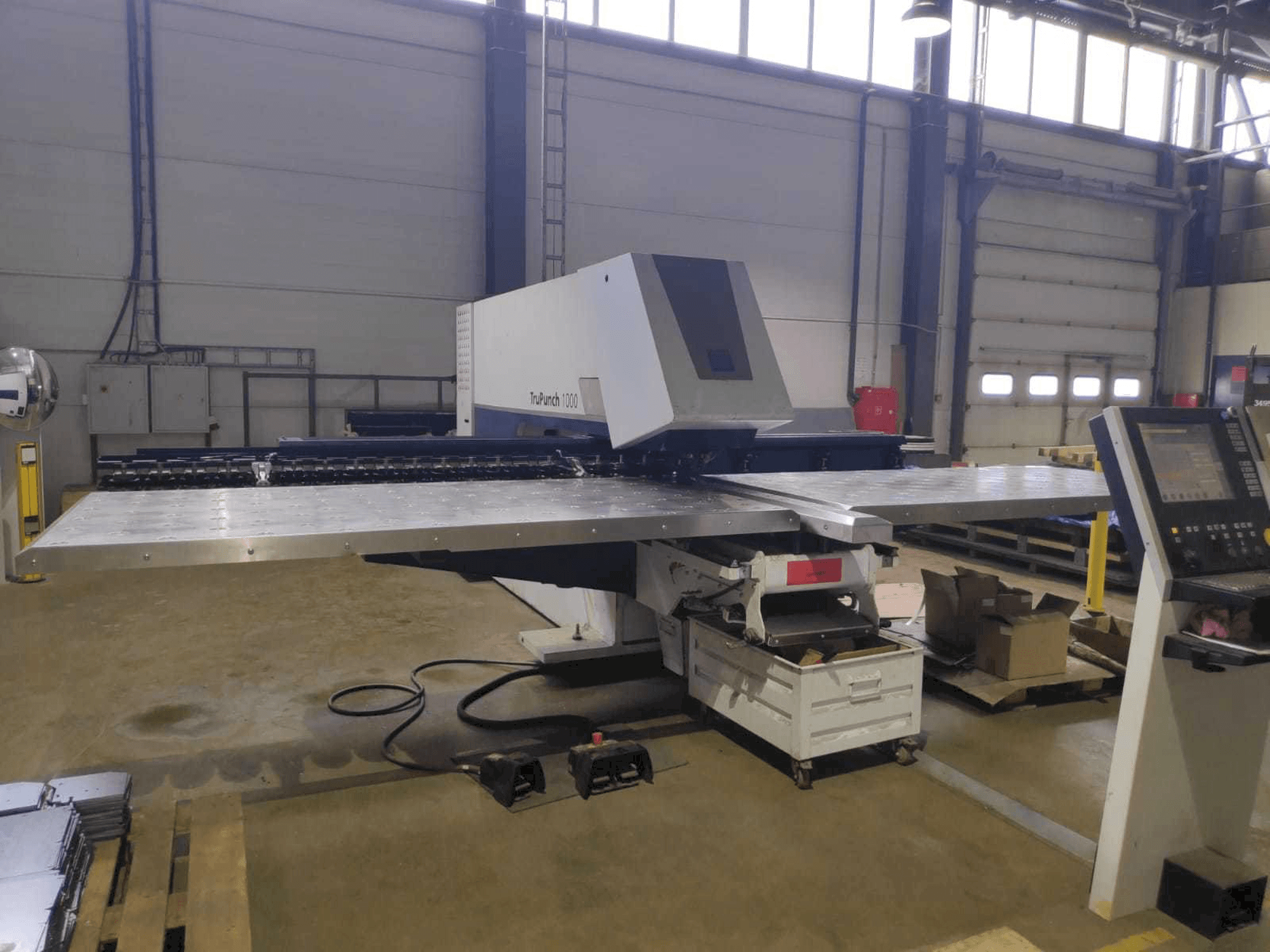 Makine Trumpf TruPunch 1000 - Önden görünüm