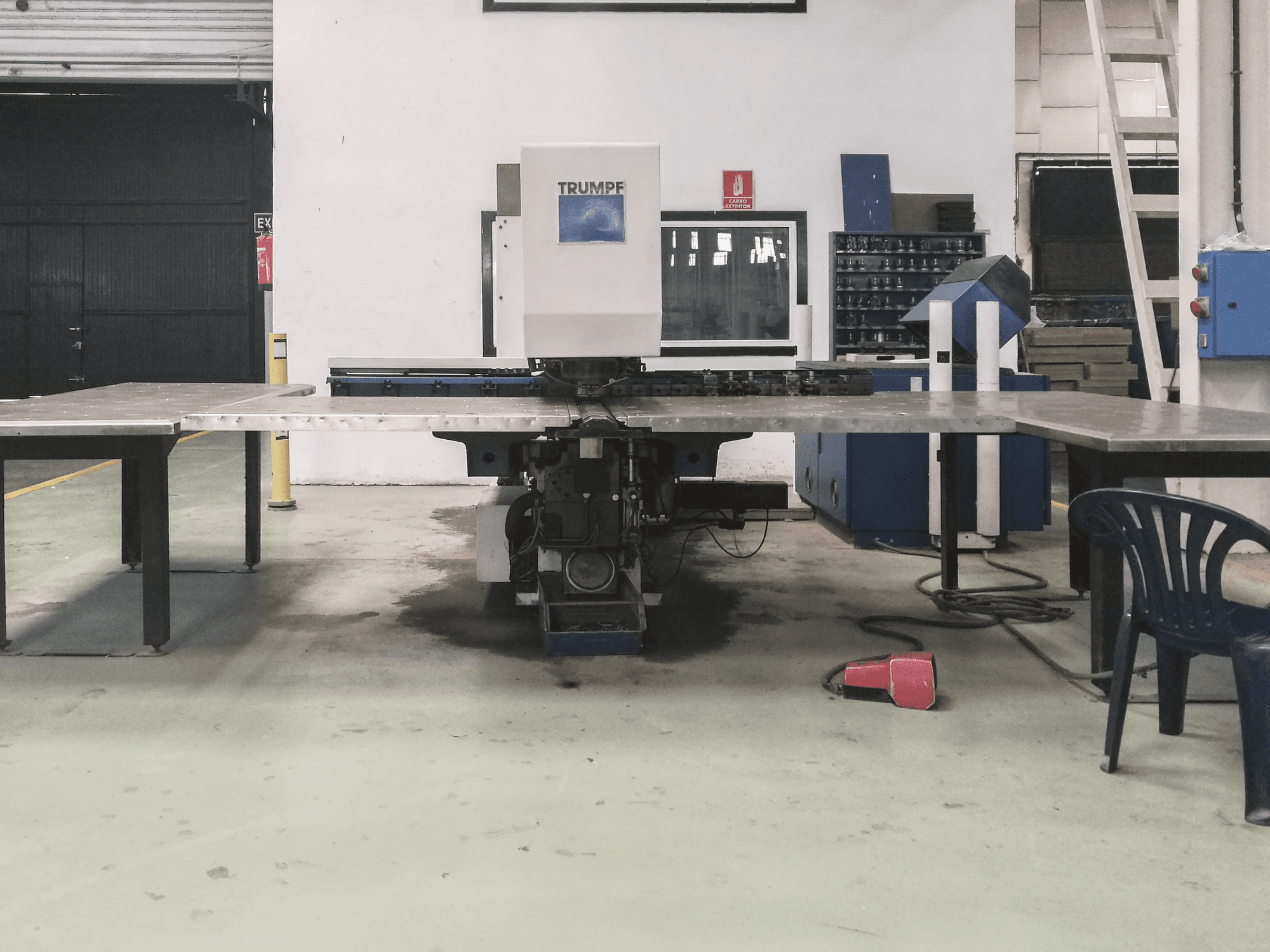 Makine Trumpf - Önden görünüm Trumatic 120R