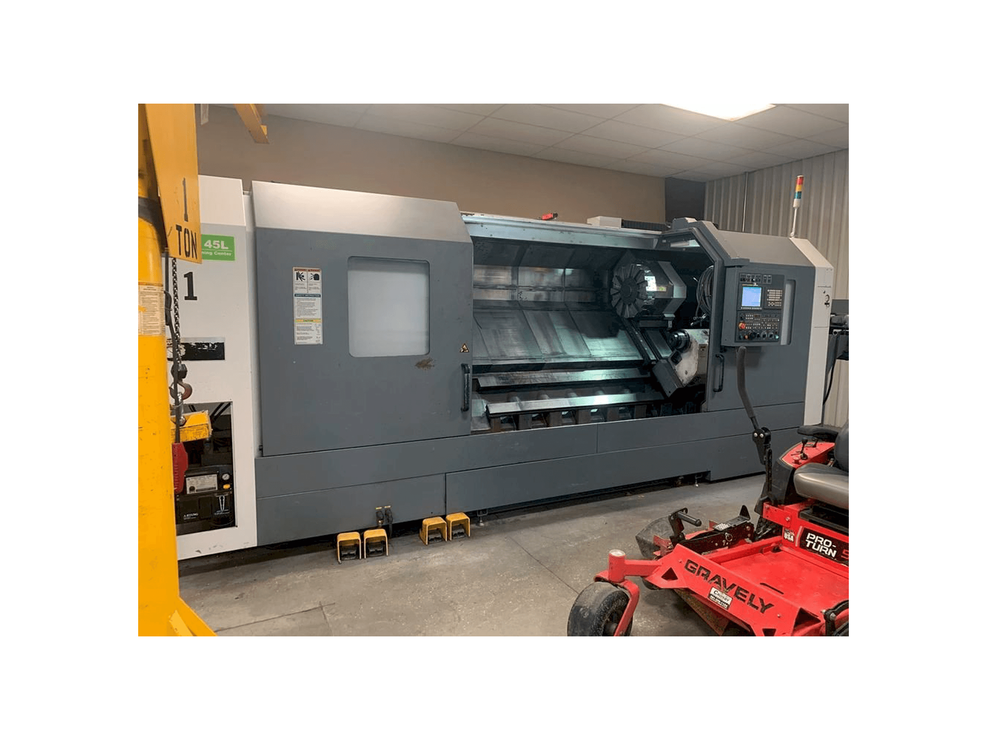 Makine DMC DL 45L - Sol taraftaki görüntü