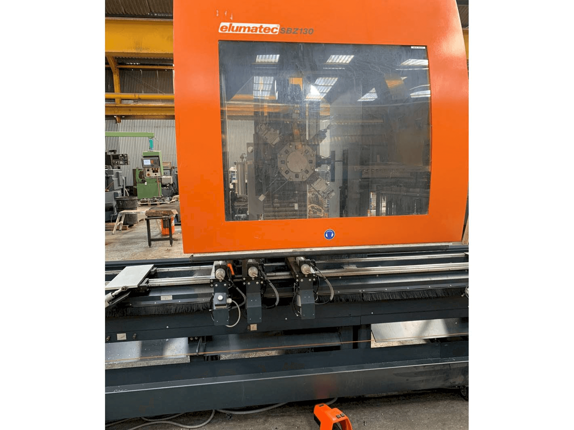 Makine Elumatec SBZ 130 - Önden görünüm