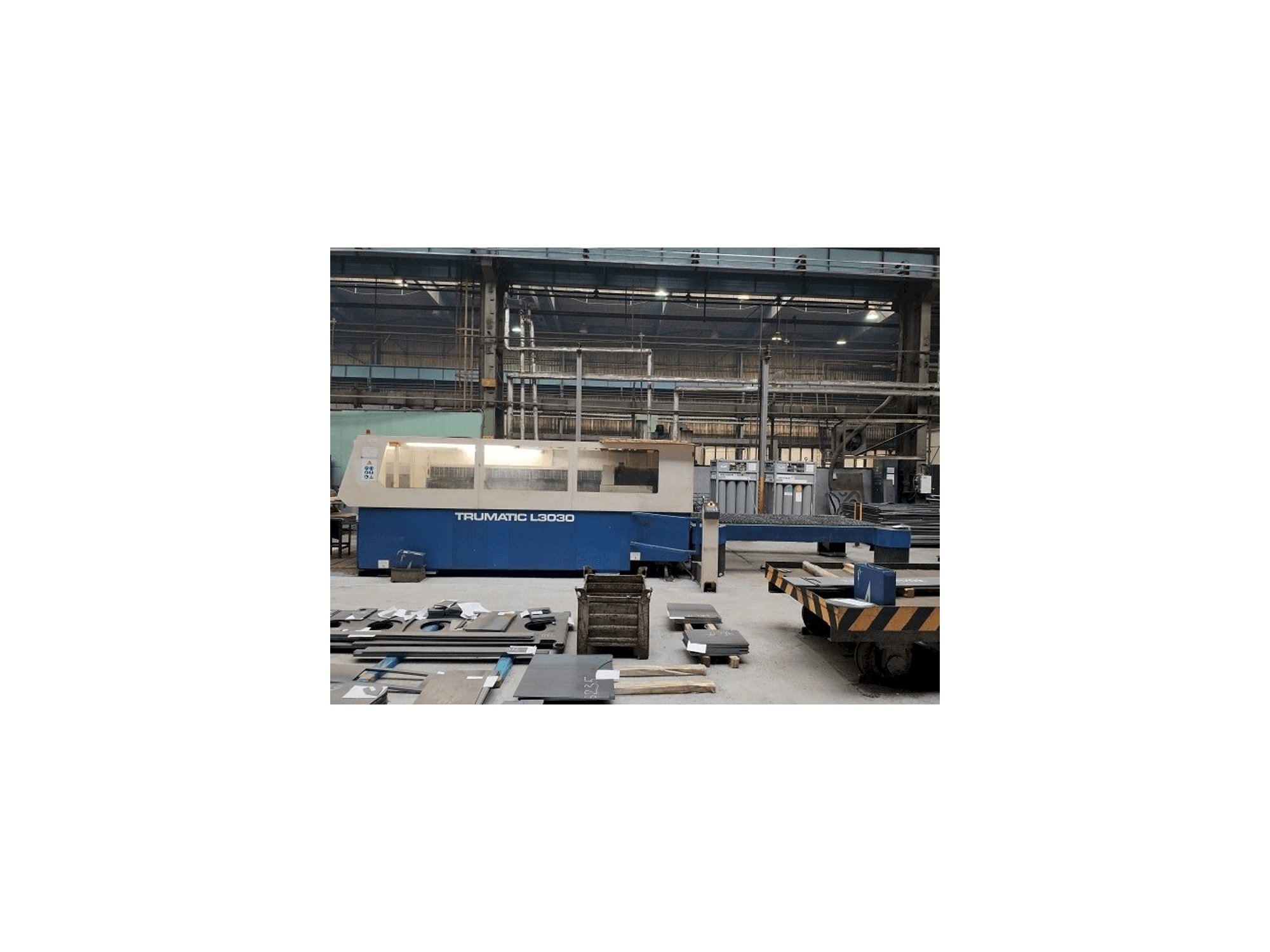 Makine Trumpf TRUMATIC L 3030 - Önden görünüm