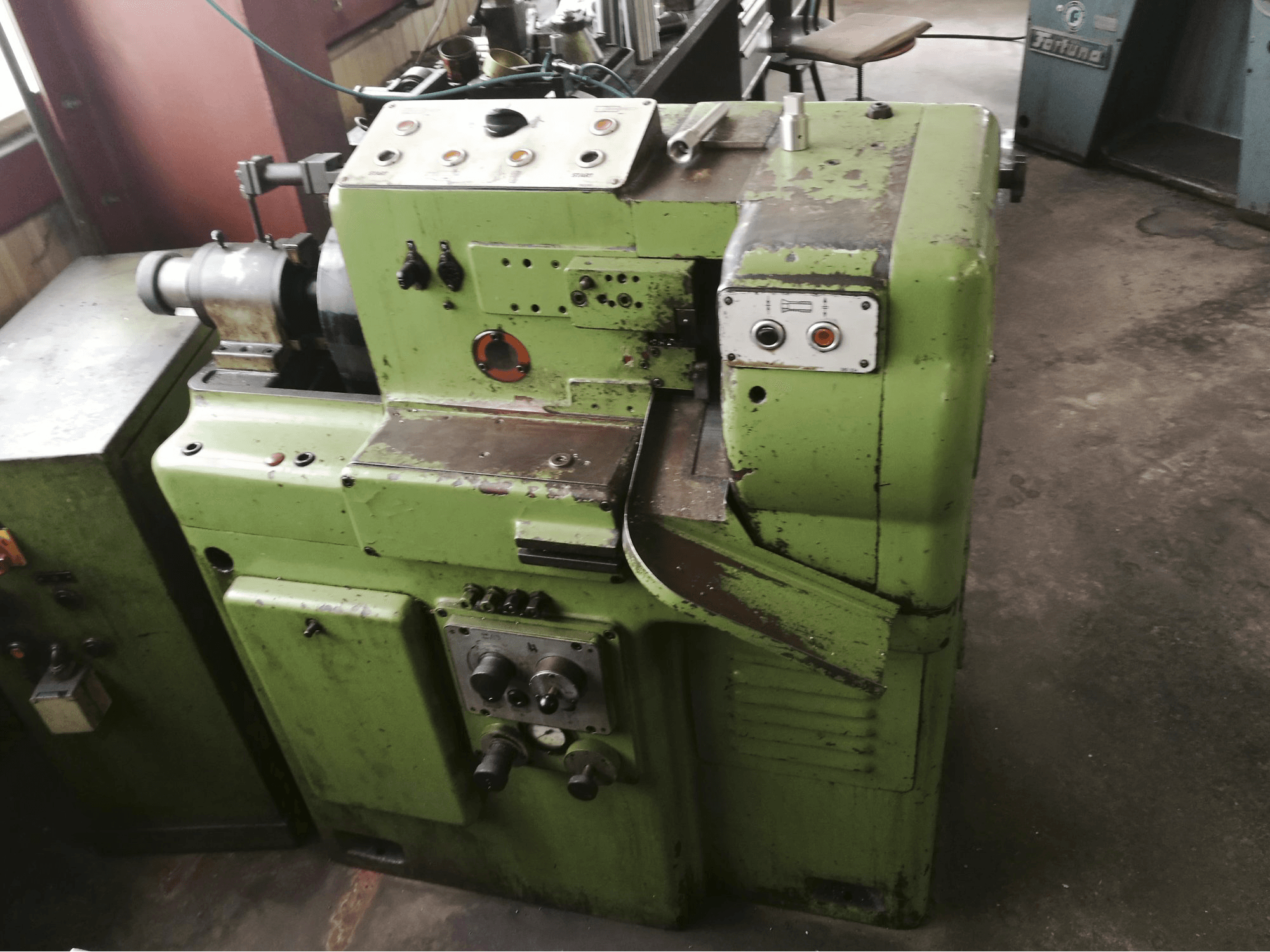 Makine Hahn+Kolb - Önden görünüm Tornomat 2-672