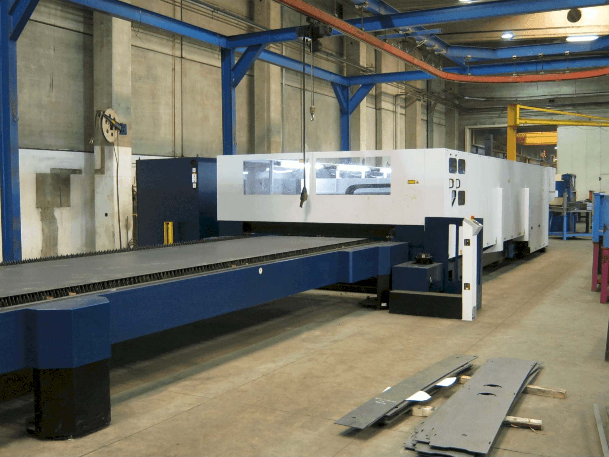 Makine TRUMPF TruLaser 3060 - Önden görünüm