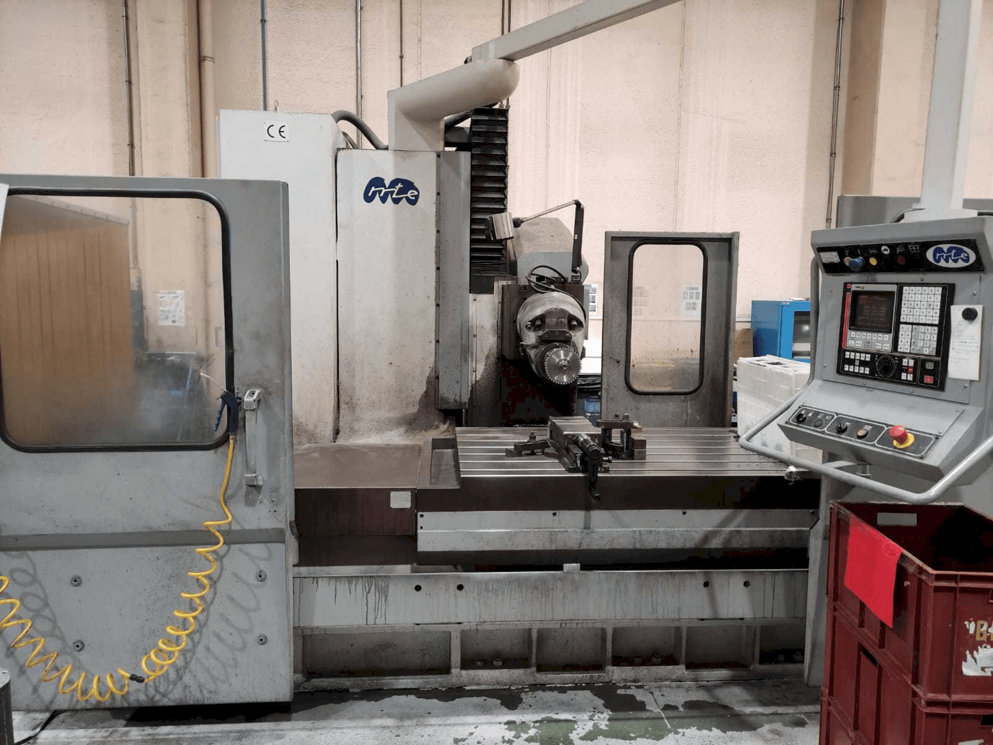 Makine MTE BF-1700 - Önden görünüm