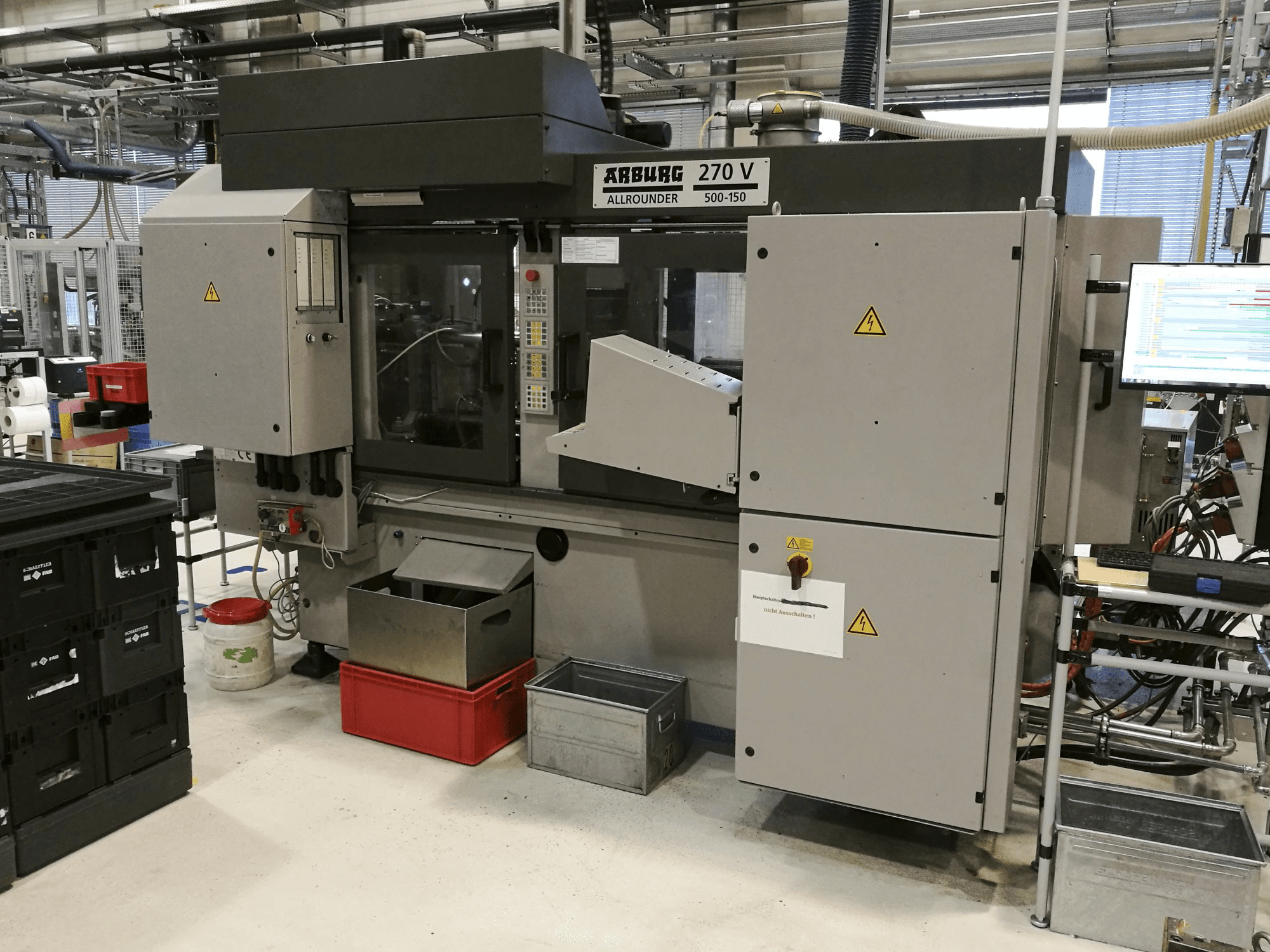 Makine Arburg - Sağdan görünüm 270V 500-150