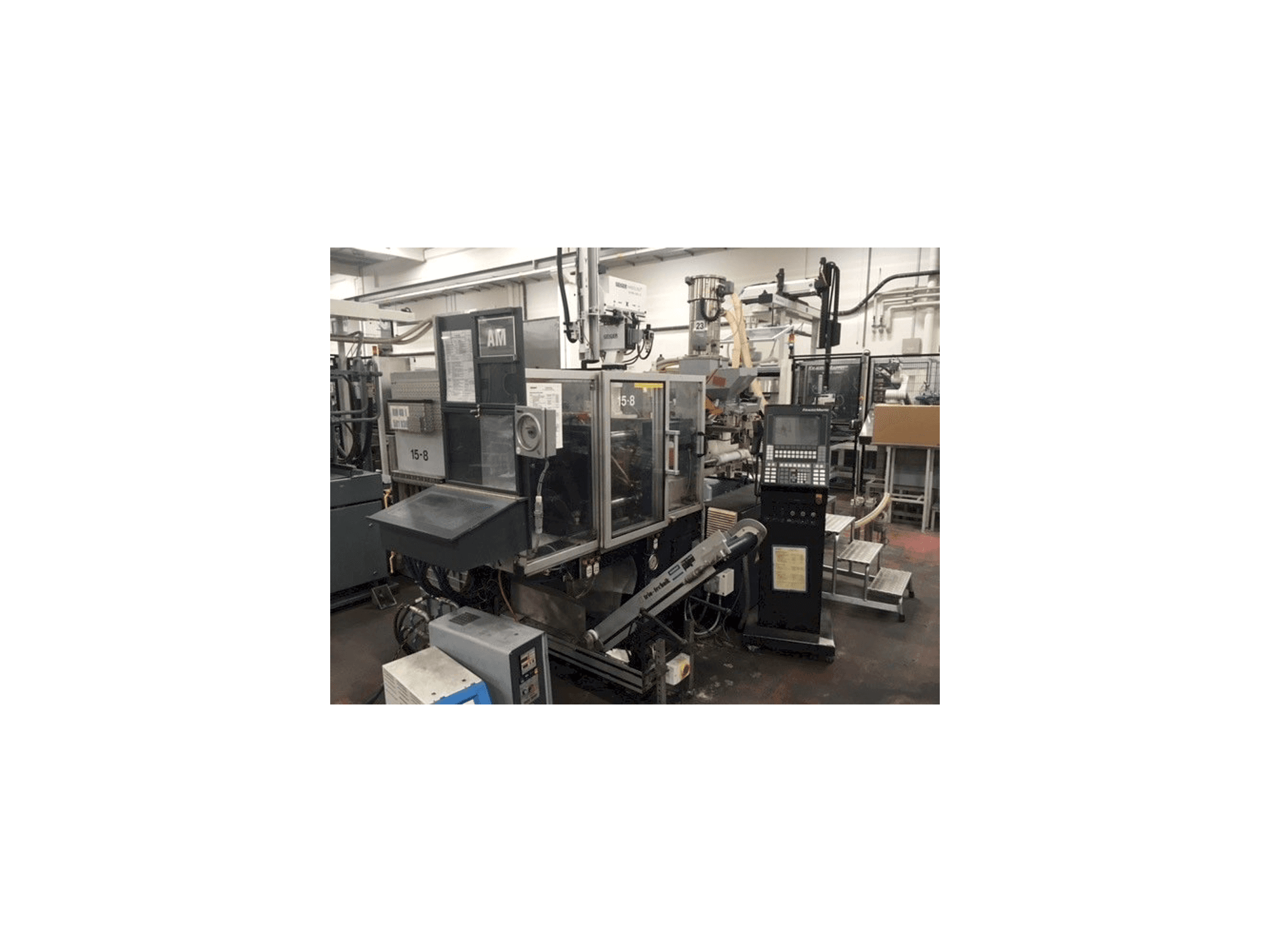 Makine Krauss Maffei 40-135 C2 - Önden görünüm