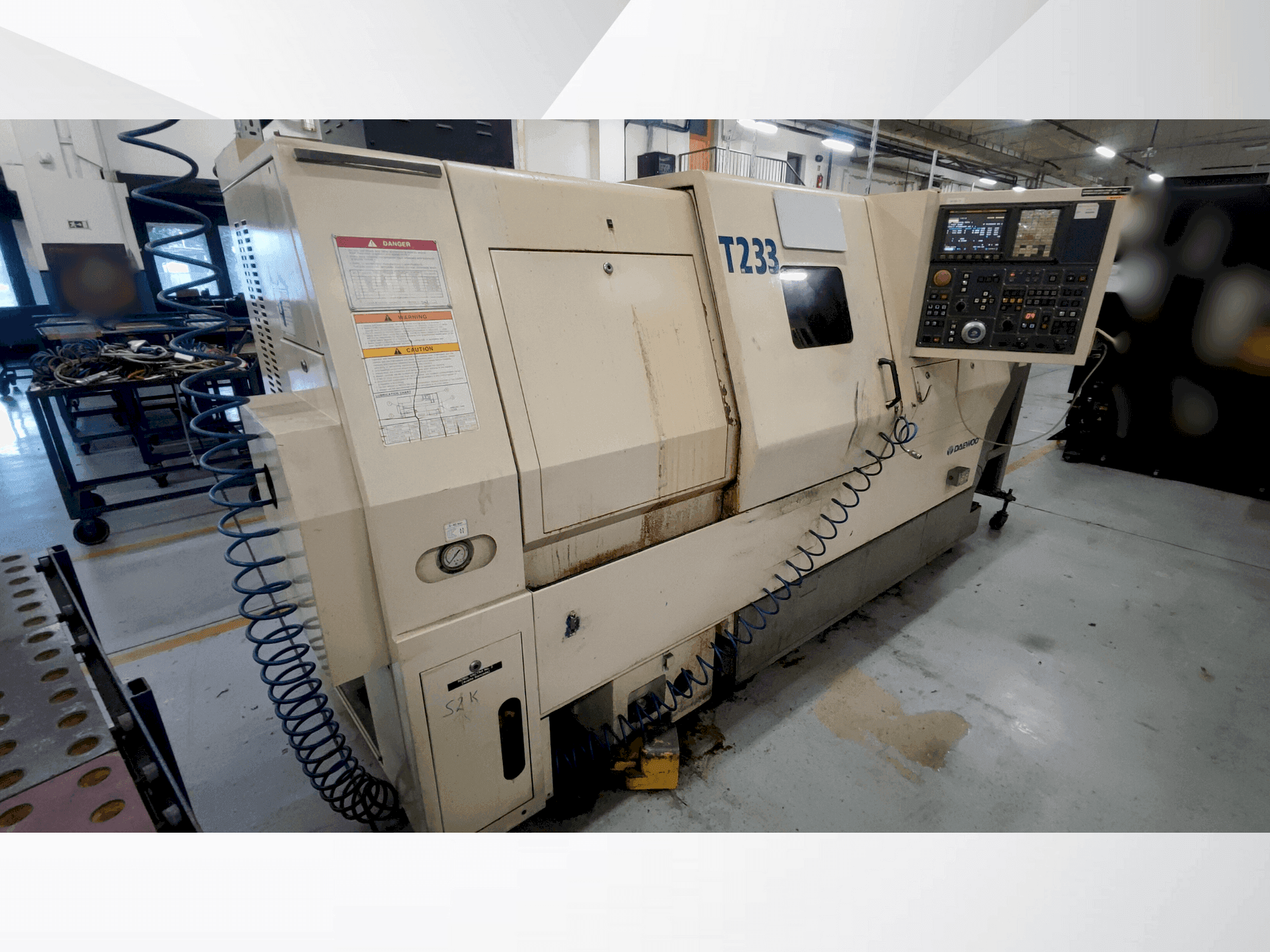 Makine DAEWOO puma 240 LB - Önden görünüm