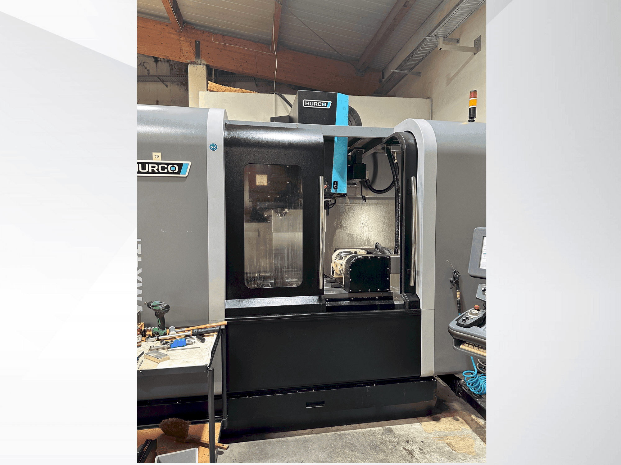 Makine Hurco VMX 42i - Önden görünüm