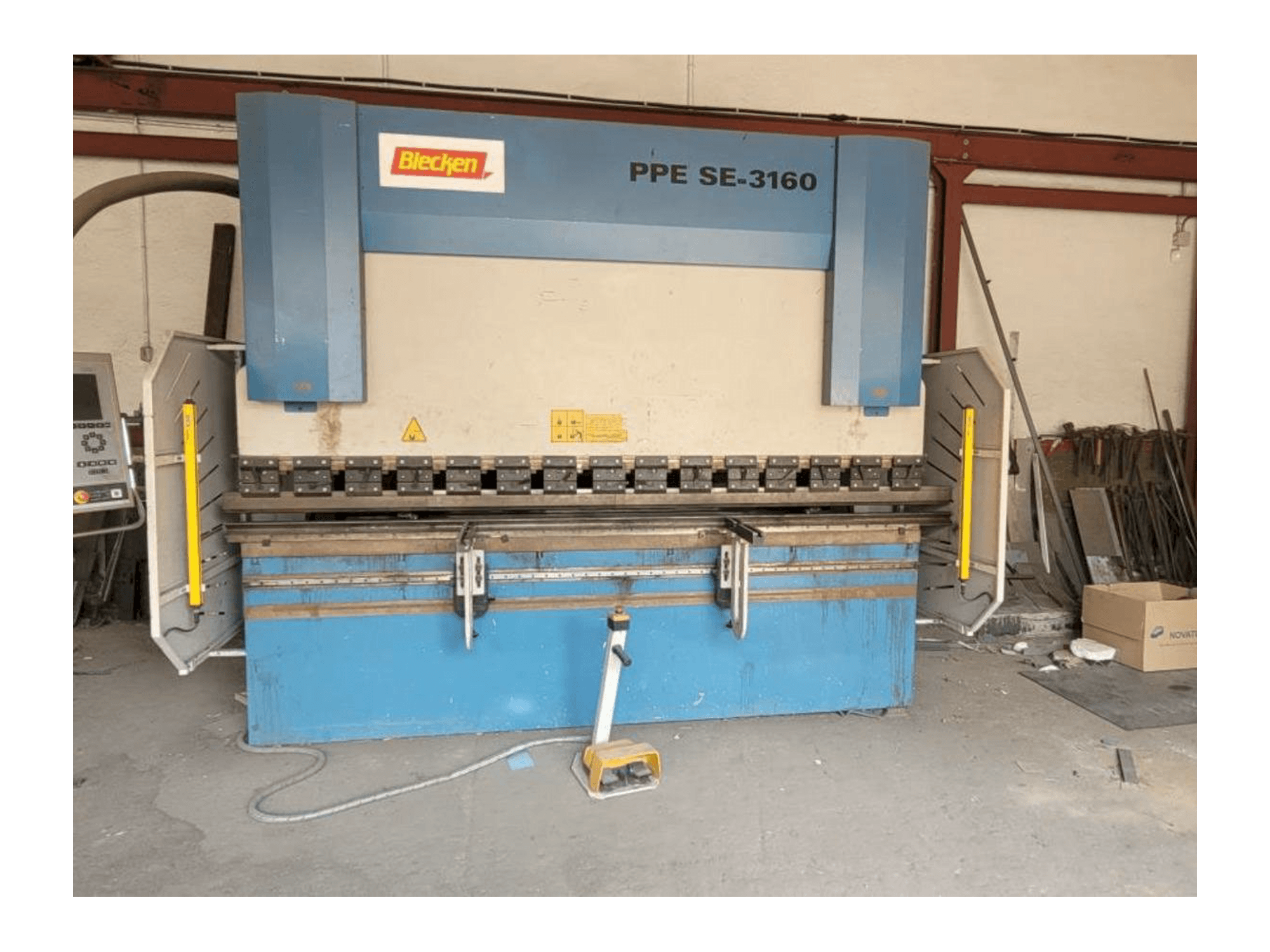 Makine Blecken PPE SE-3160 - Önden görünüm