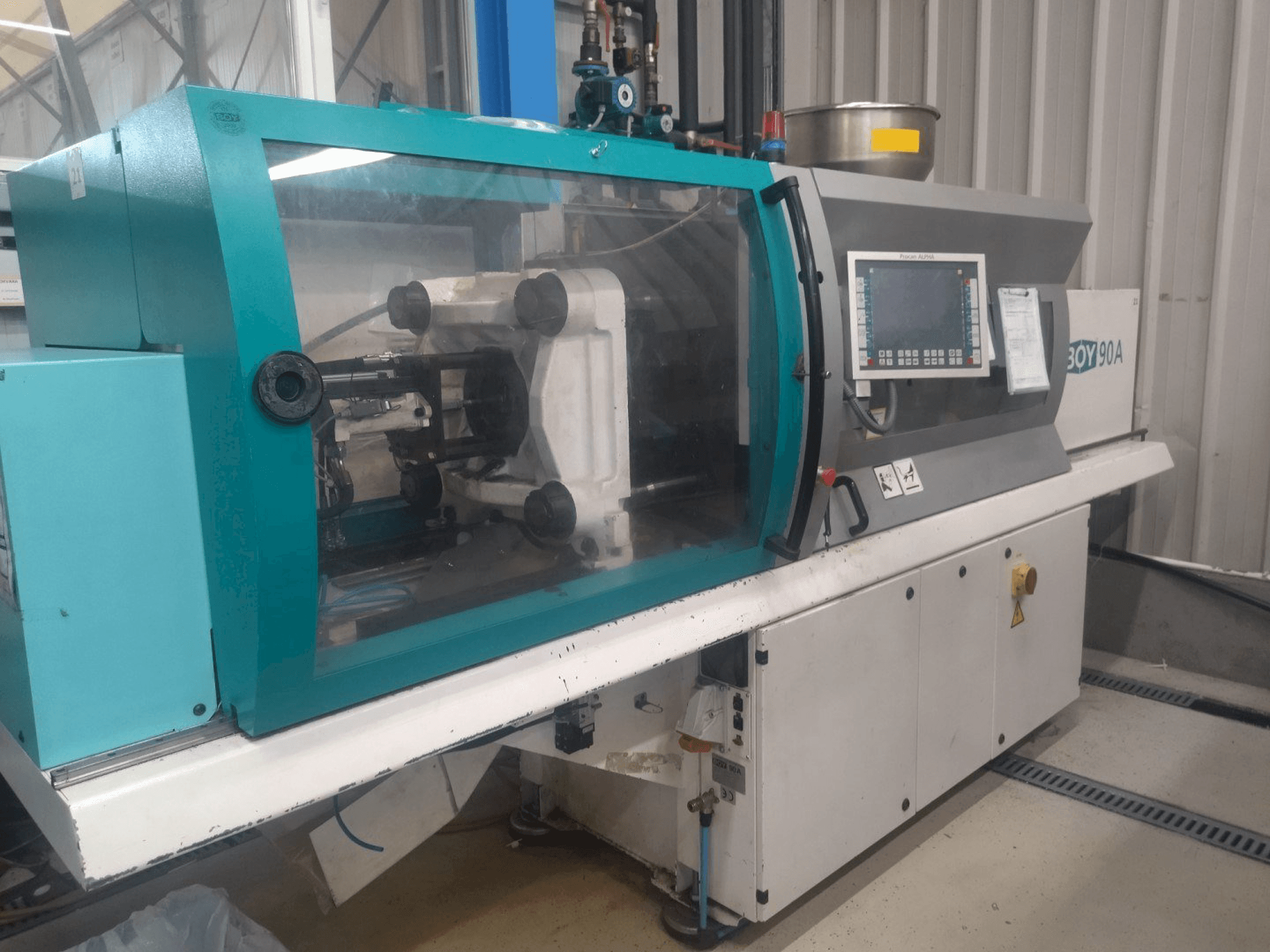 Makine BOY 90A - Önden görünüm