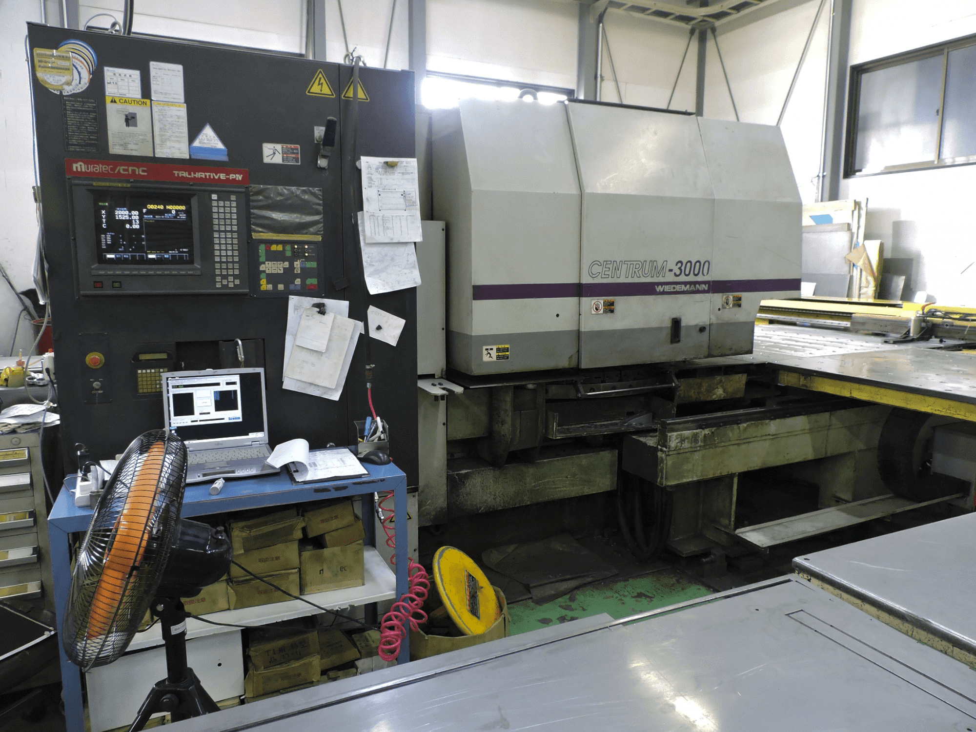 Makine 1 Murata Wiedemann - Sol taraftaki görüntü C-3000