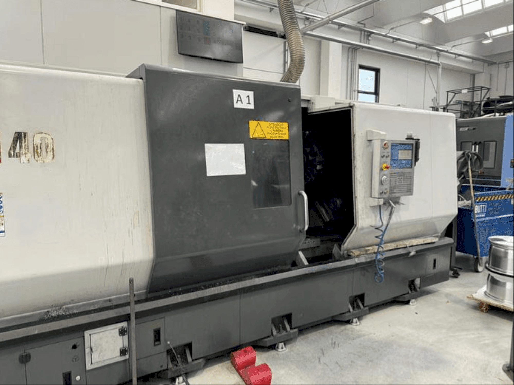 Makine HAAS ST40 - Önden görünüm