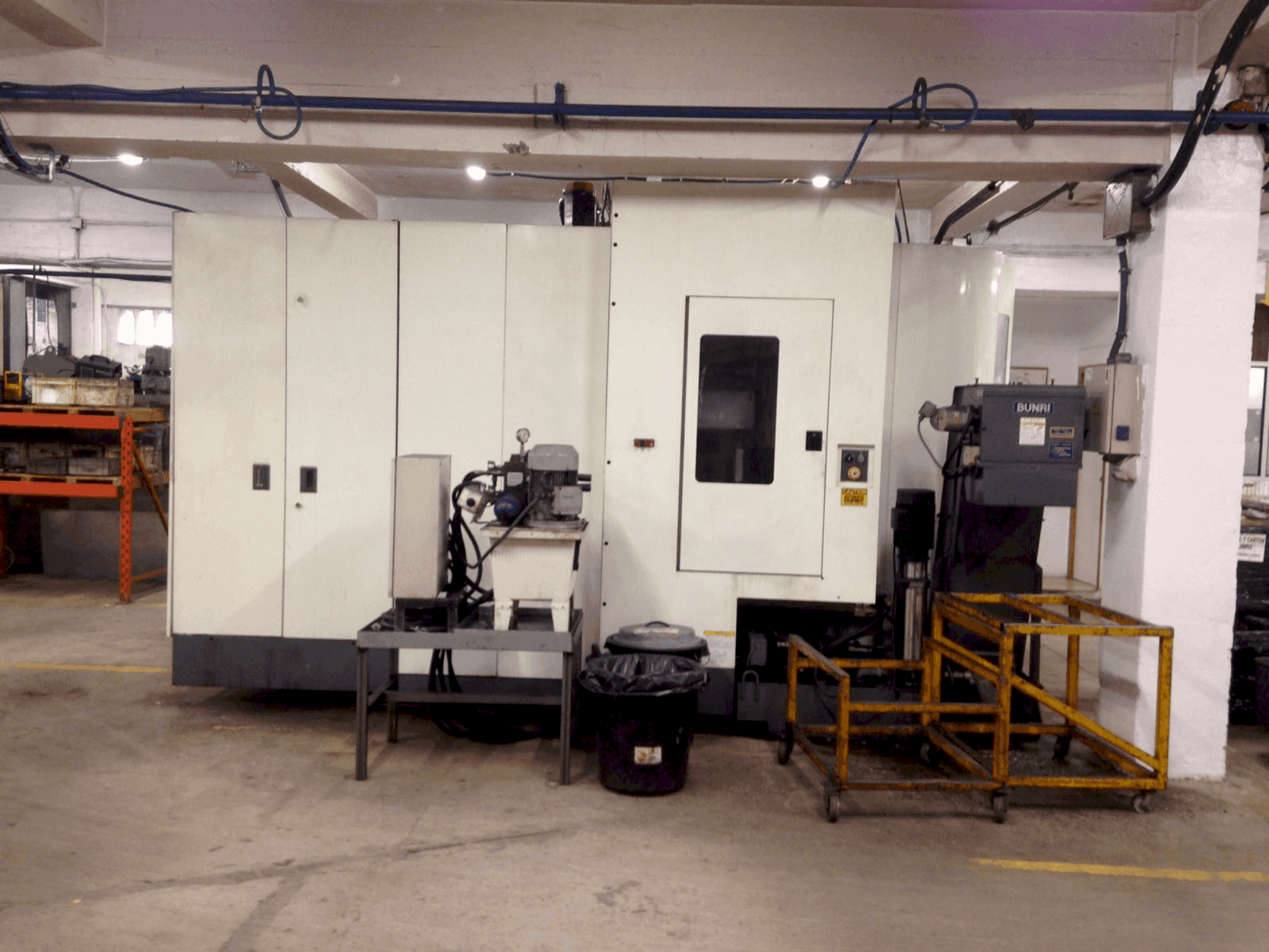 Makine Kitamura HX400I - Önden görünüm