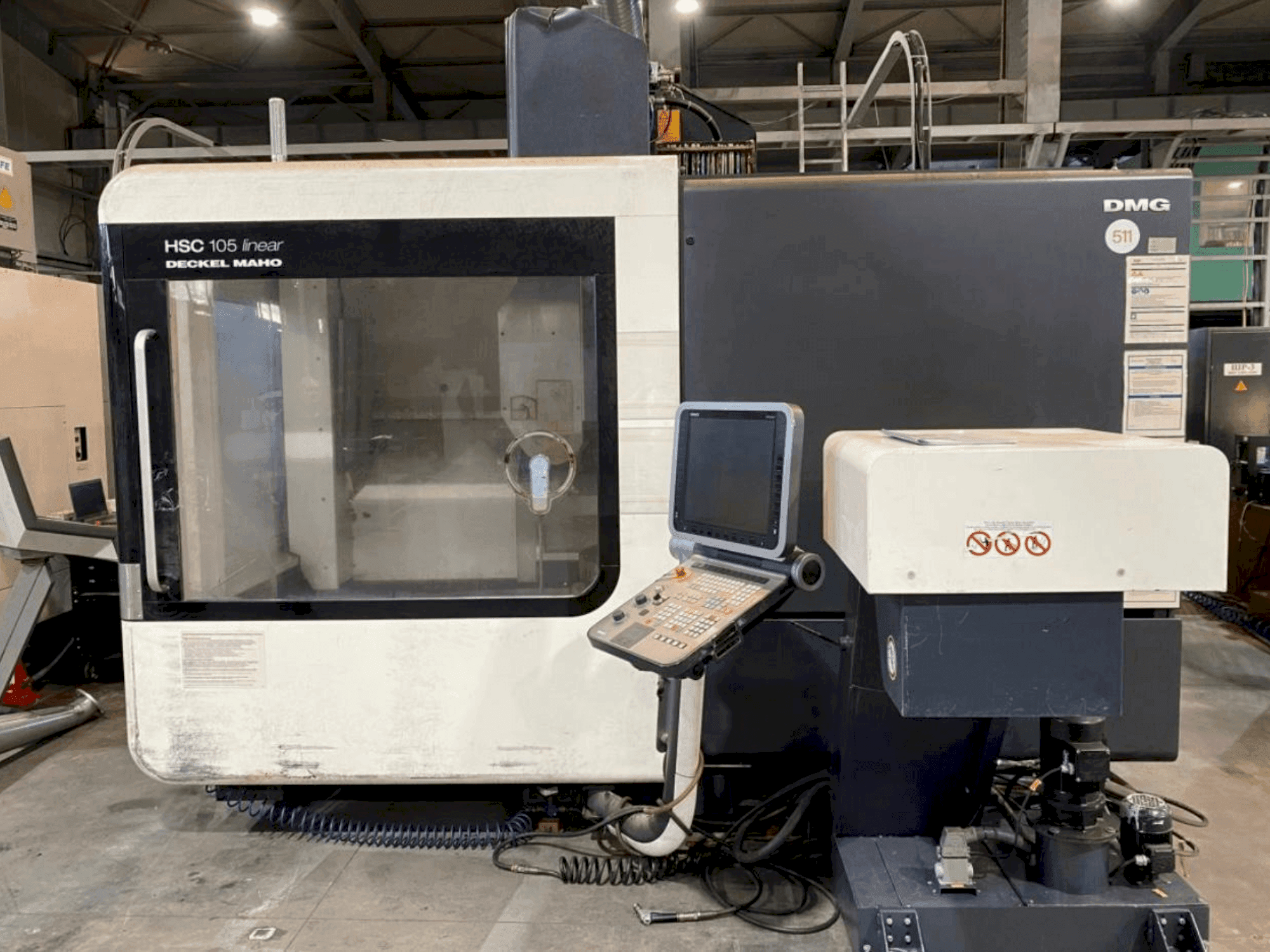 Makine DECKEL MAHO HSC 105 Linear - Önden görünüm