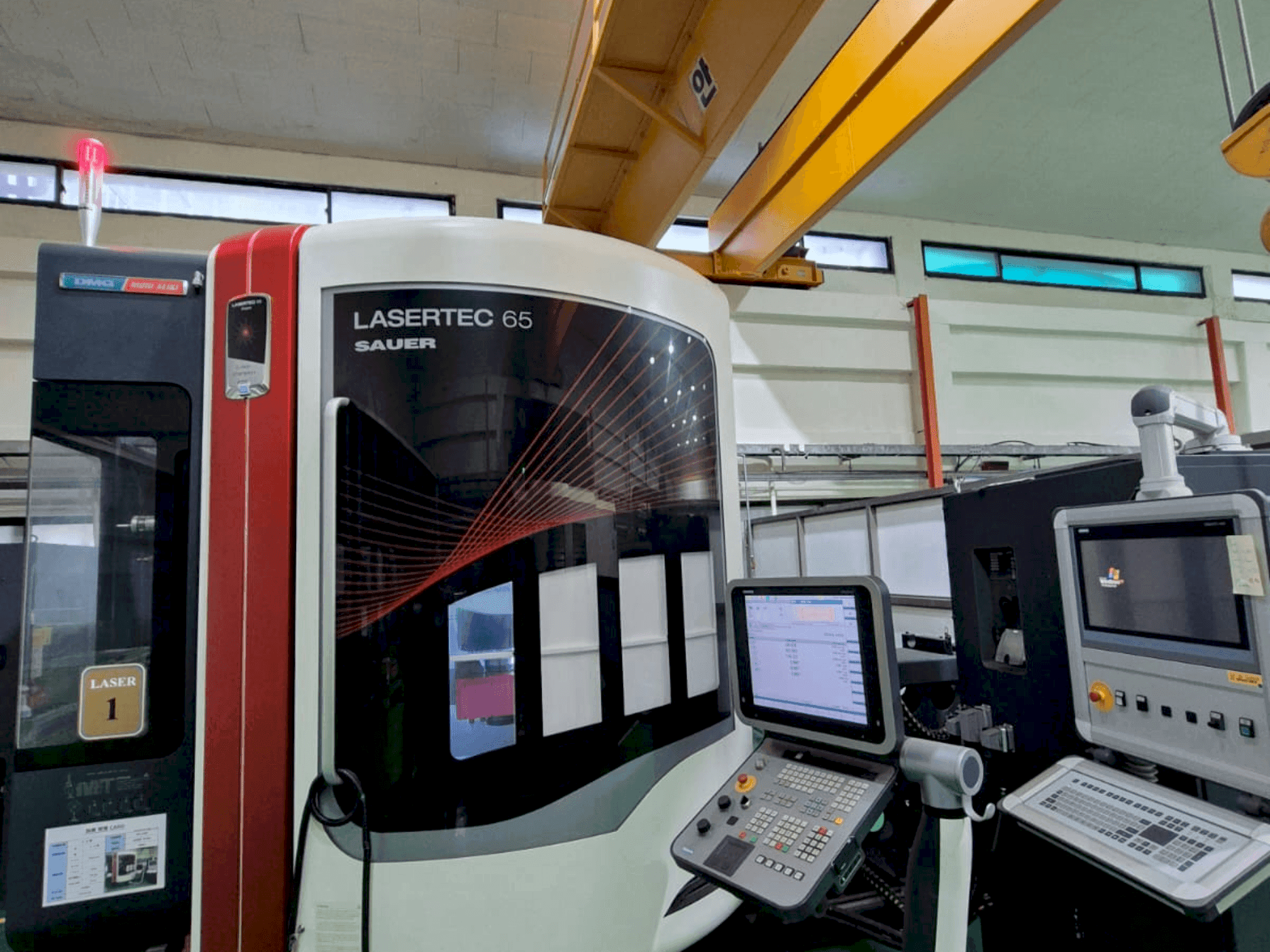 Makine DMG Mori Seiki LaserTech 65 - Önden görünüm