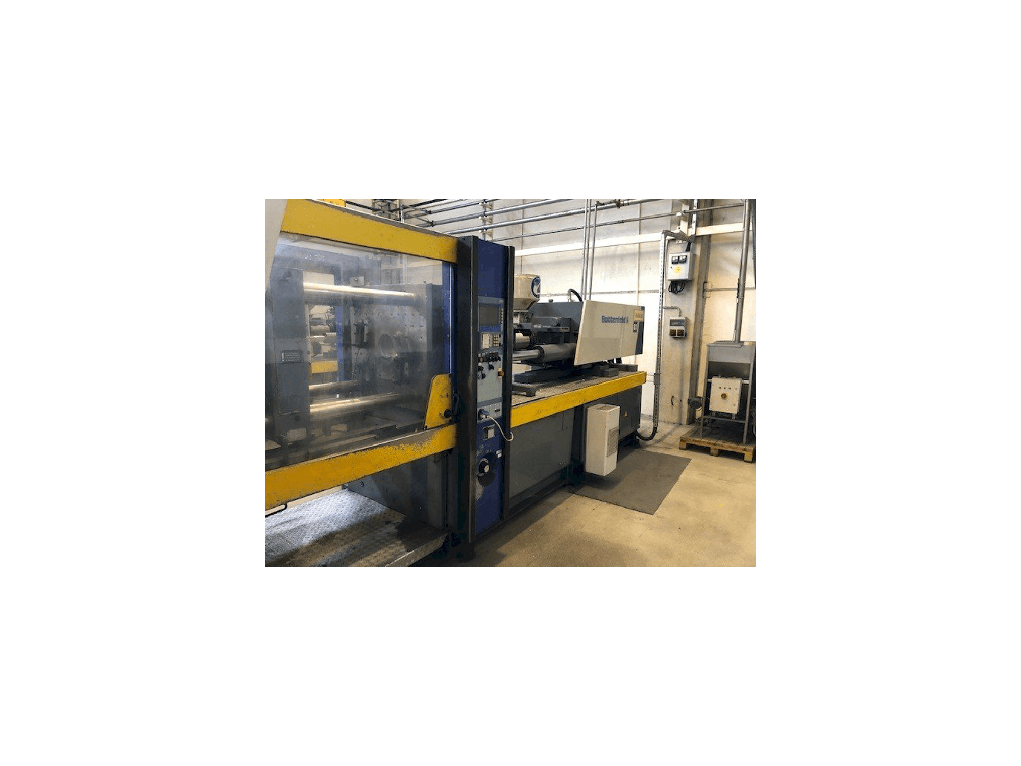 Makine Battenfeld BC-T 1800 /1000 - Önden görünüm