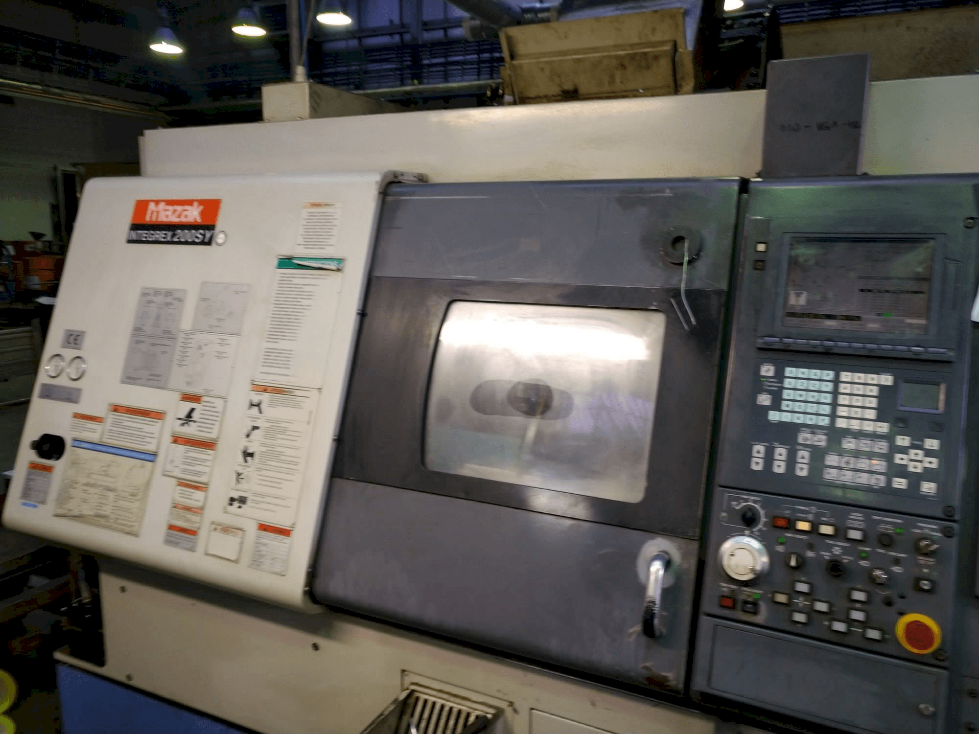 Makine Mazak Integrex 200 SY - Sol taraftaki görüntü