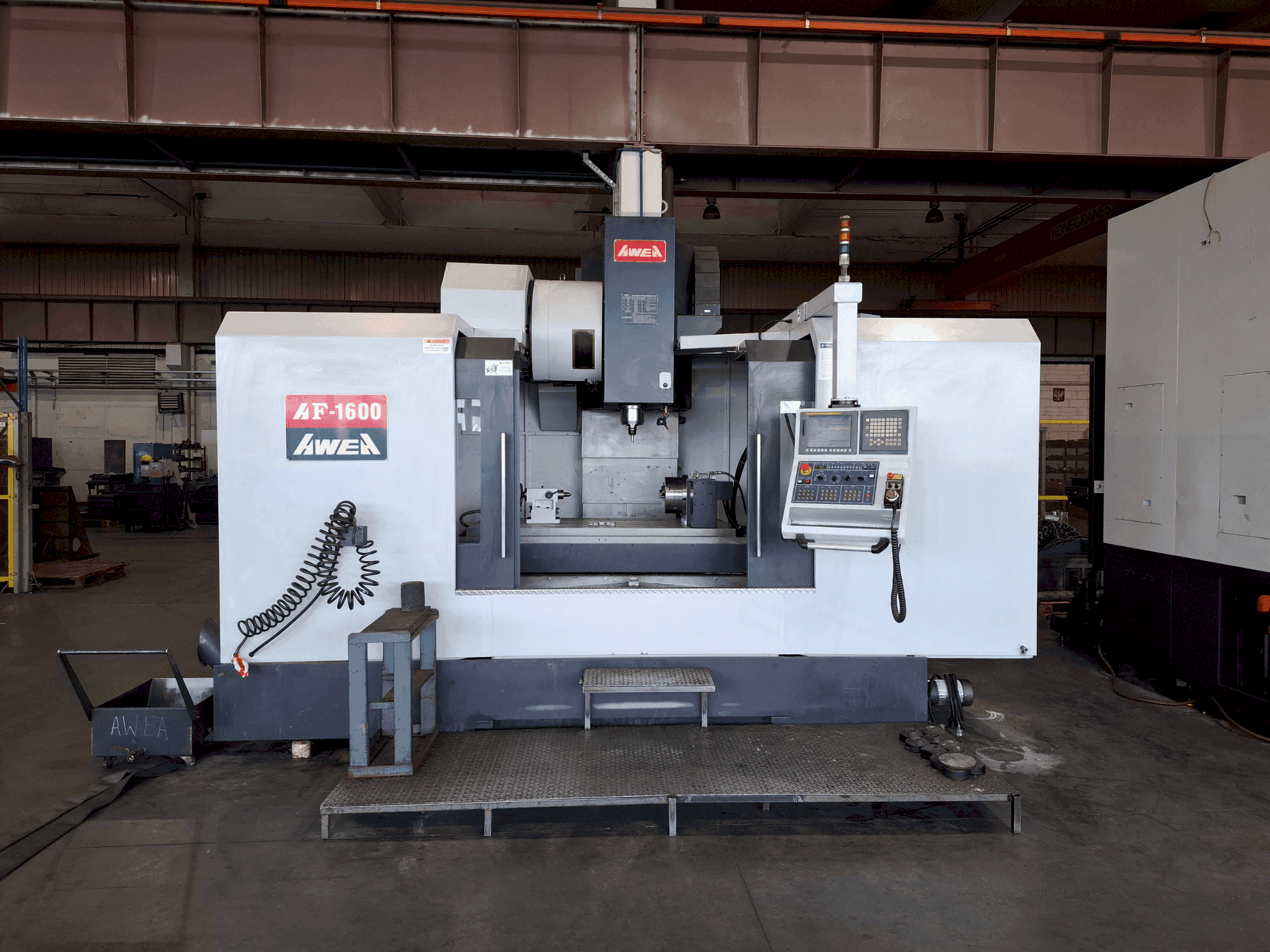 Makine AWEA AF-1600 - Önden görünüm