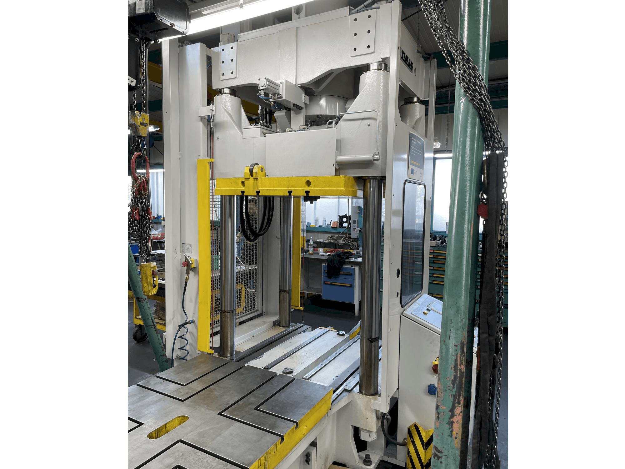 Makine Reis TUS 100 - Önden görünüm