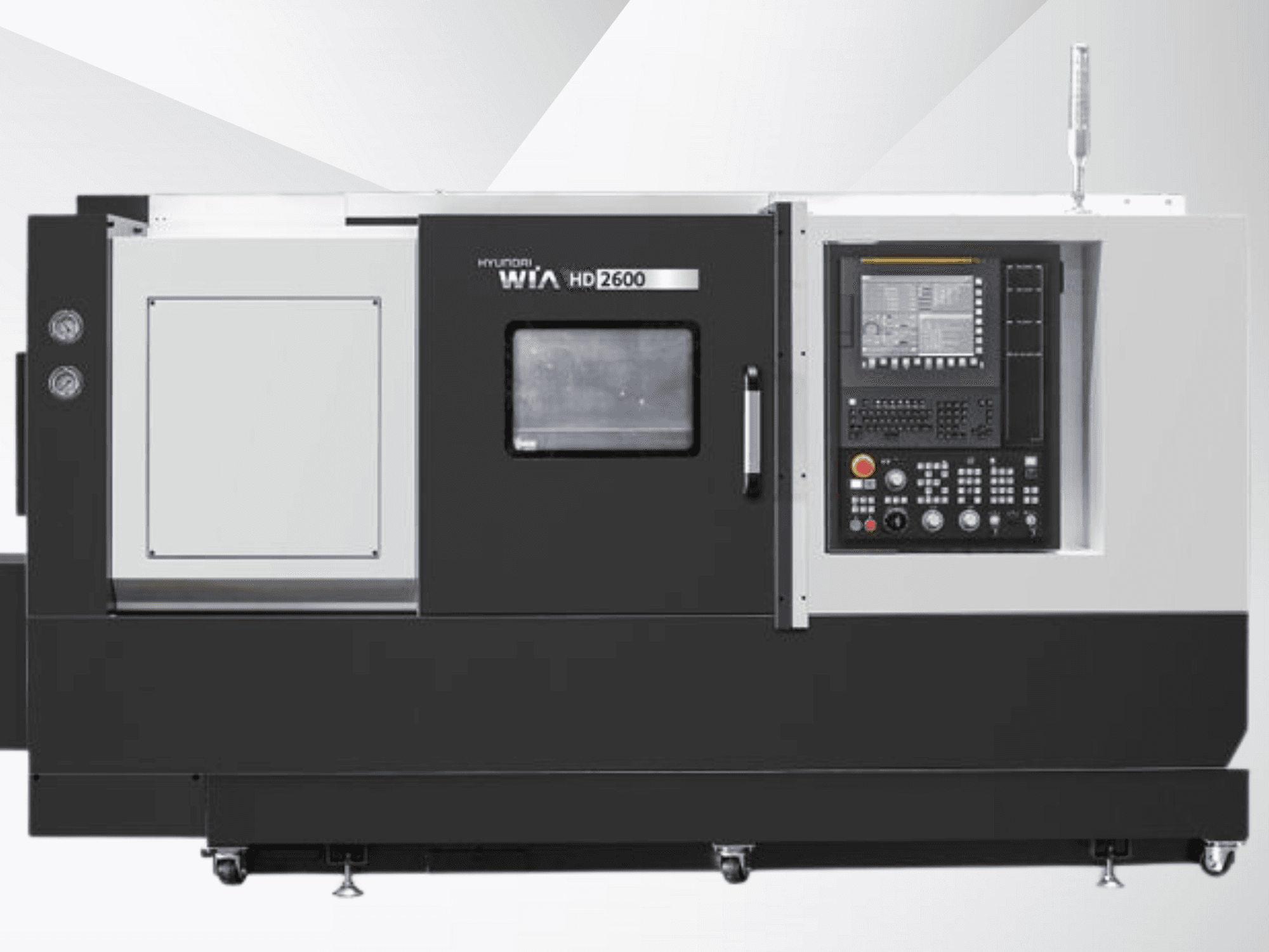 Hyundai WIA HD2600 CNC torna tezgahı, önden görünüm, düğmeli kontrol paneli, ekran ve takım bölmesi.
