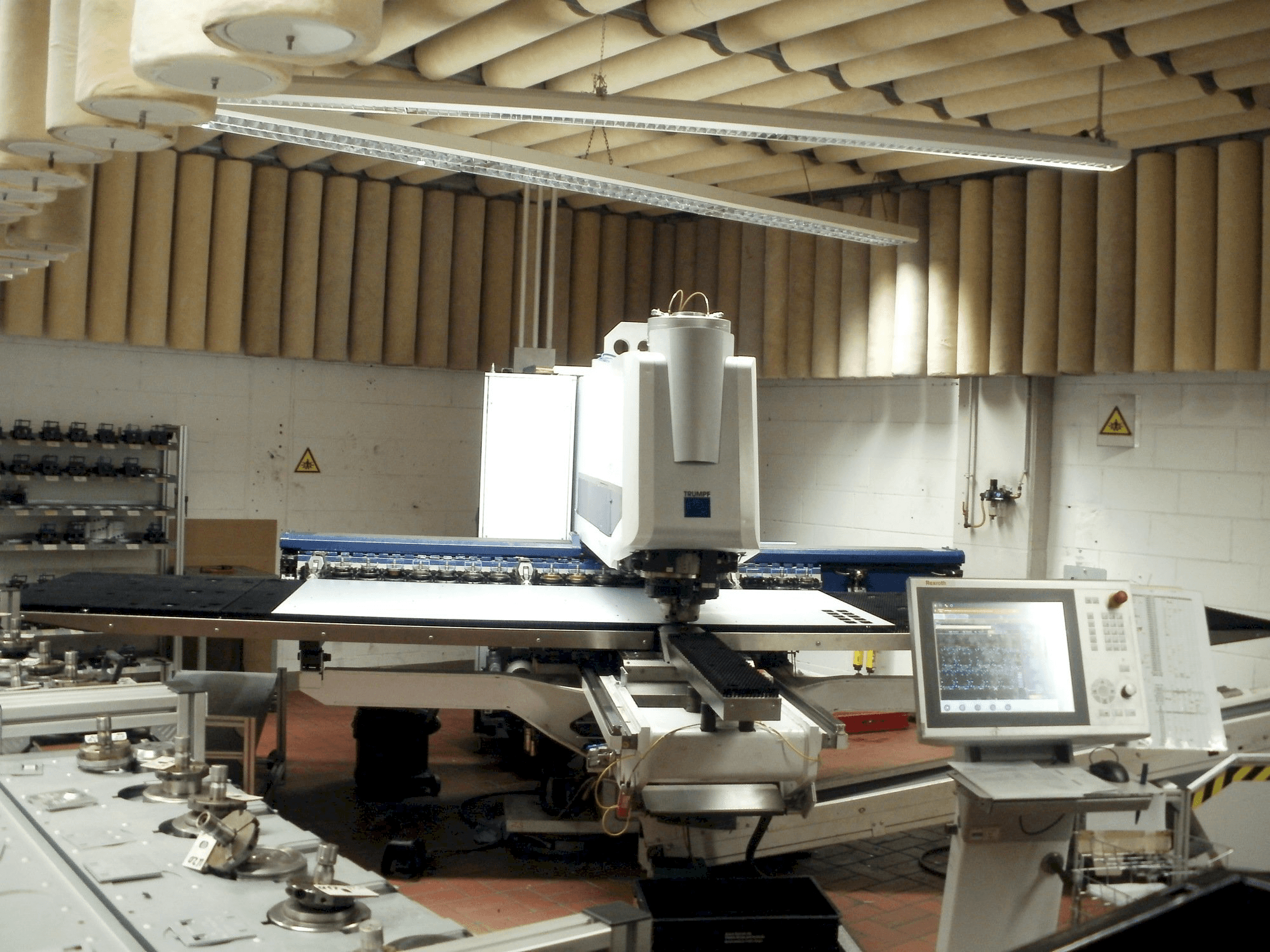 Makine Trumpf TruPunch 3000 S11 - Önden görünüm