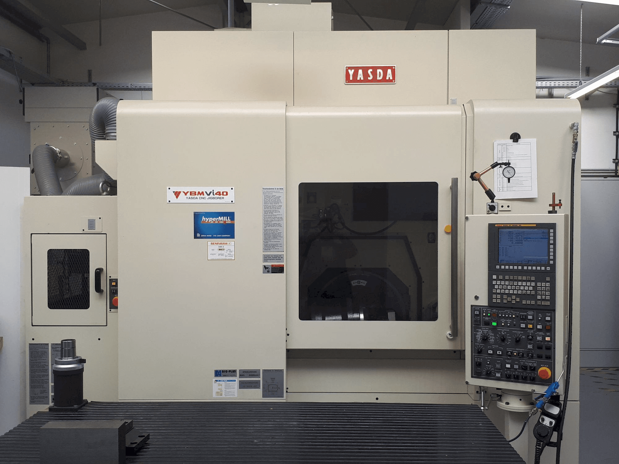 Makine YASDA YBM Vi40 - Önden görünüm