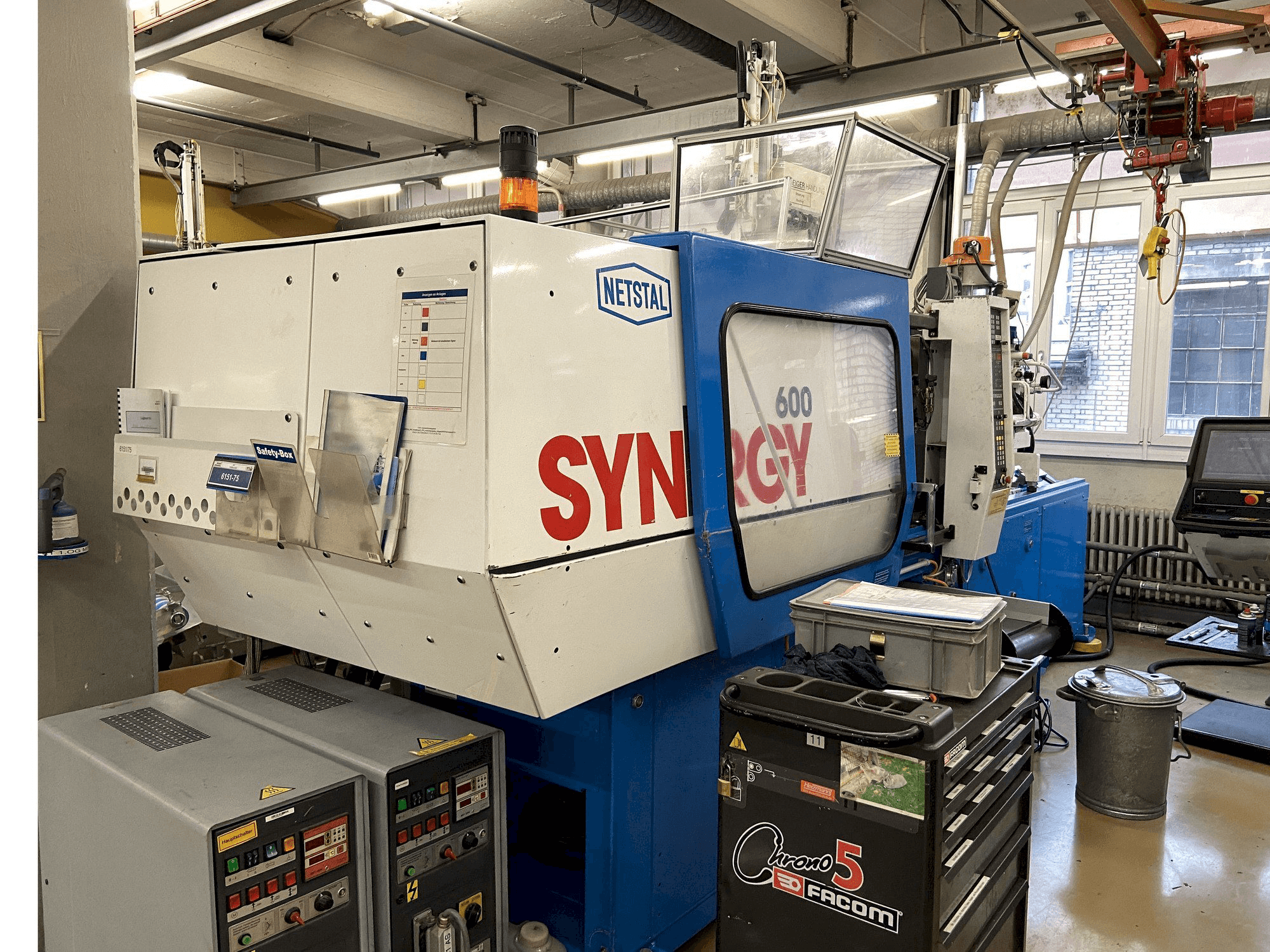 Makine Netstal SYNERGY 600-110 - Önden görünüm
