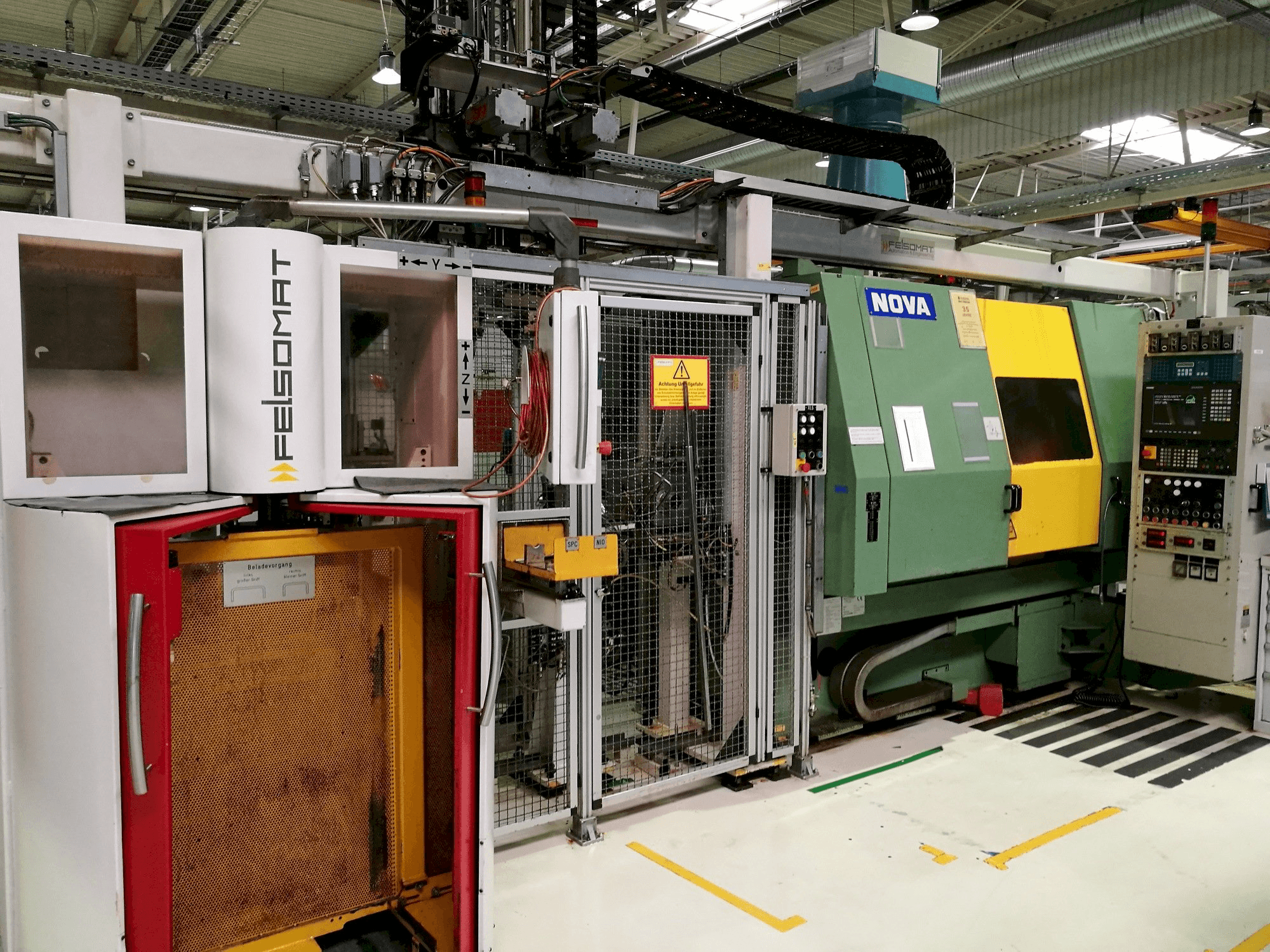 Makine NOVA M12-T4N - Önden görünüm