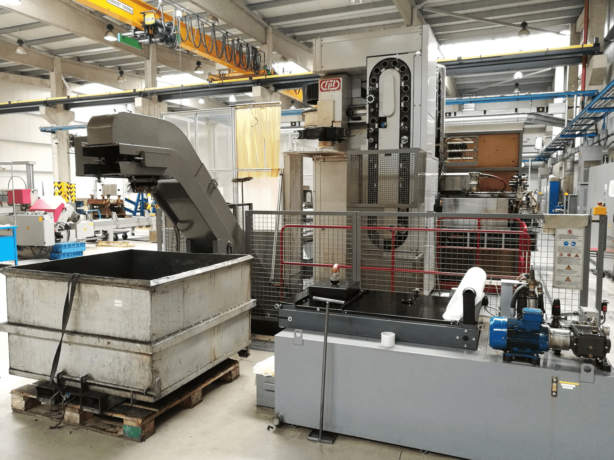 Makine FPT - Önden görünüm AREA M