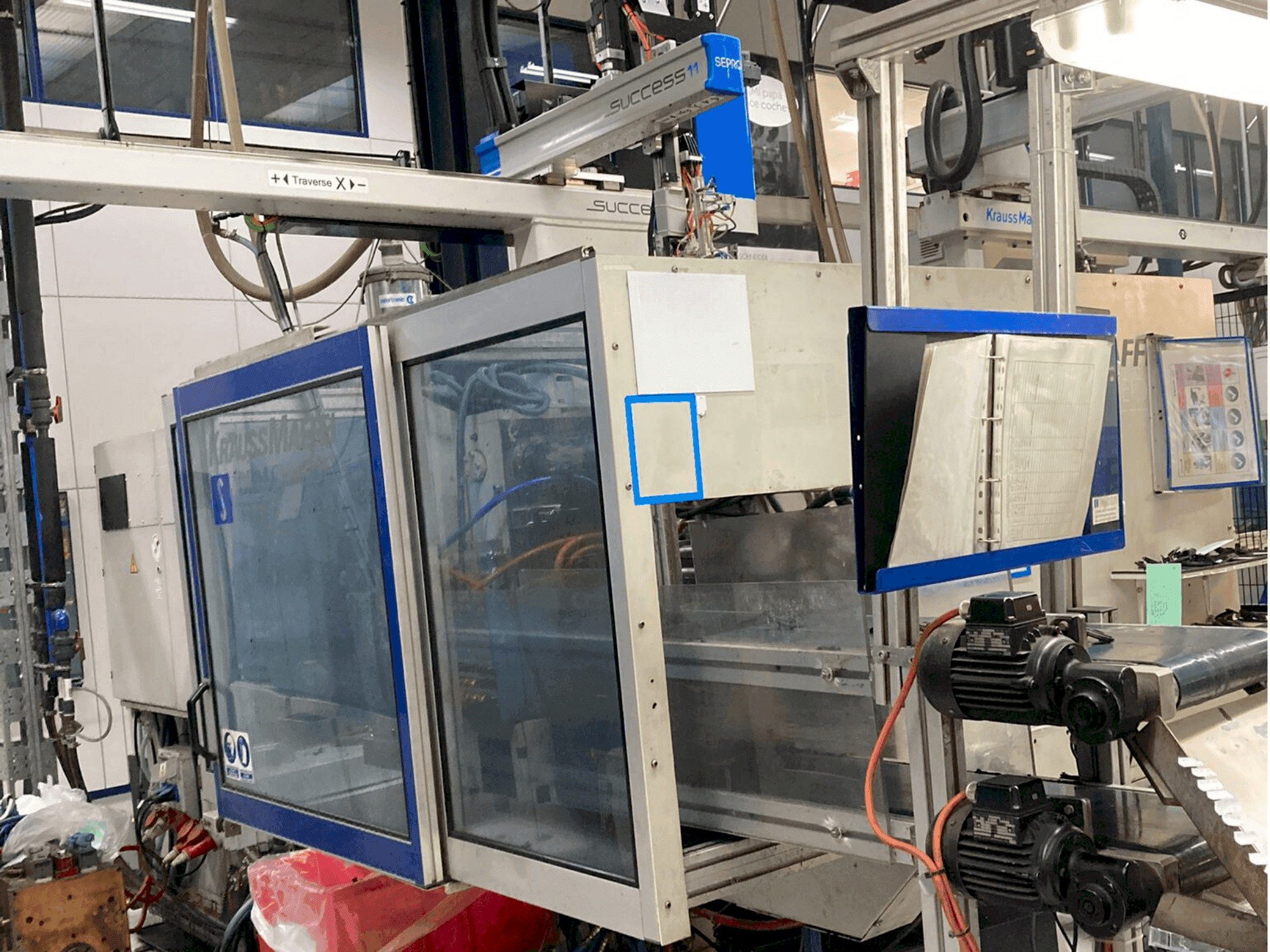 Makine Krauss Maffei 150-700 C2 - Önden görünüm