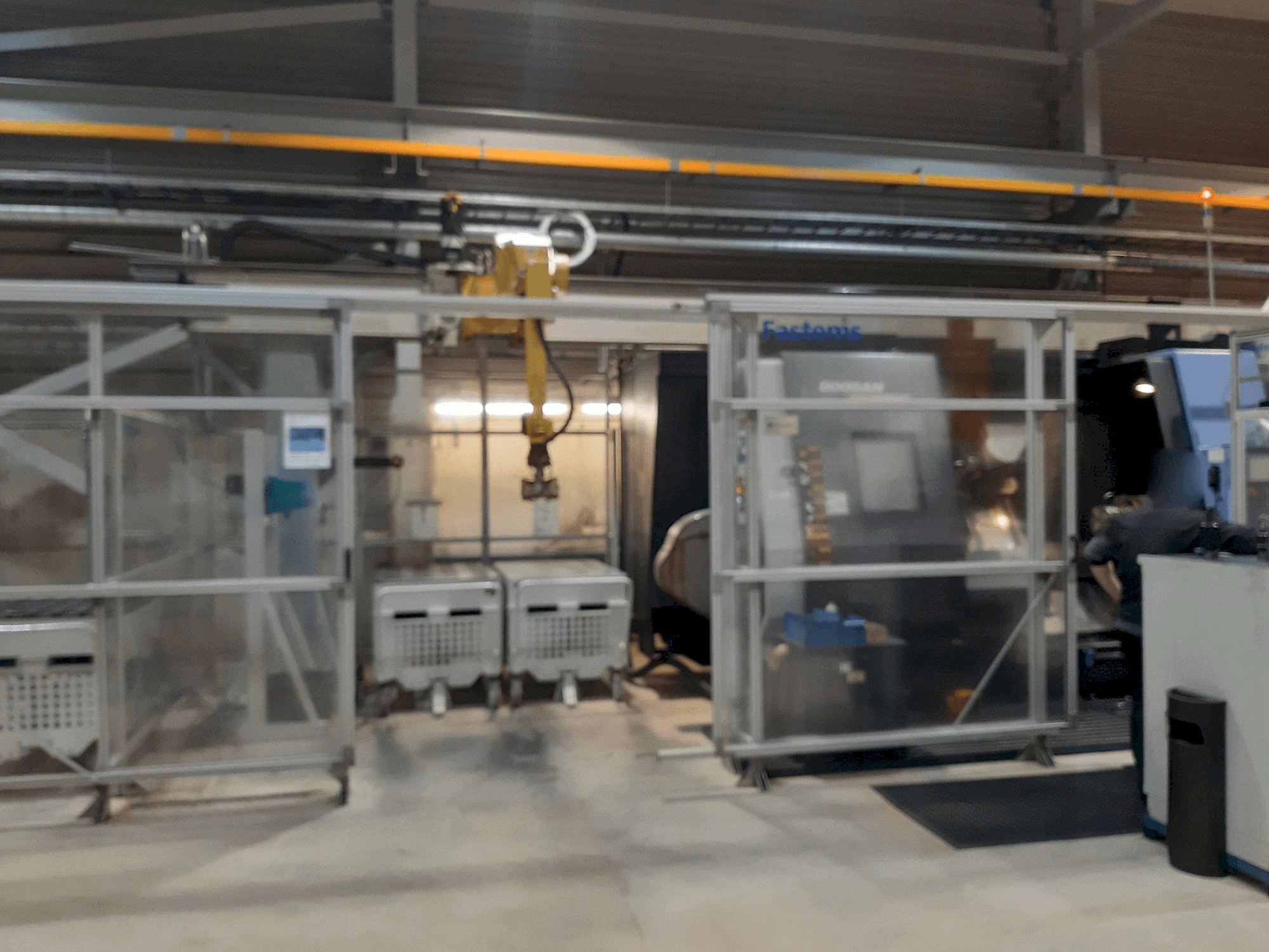 Makine Fastems RPC-70 with Fanuc M-710iC - Önden görünüm