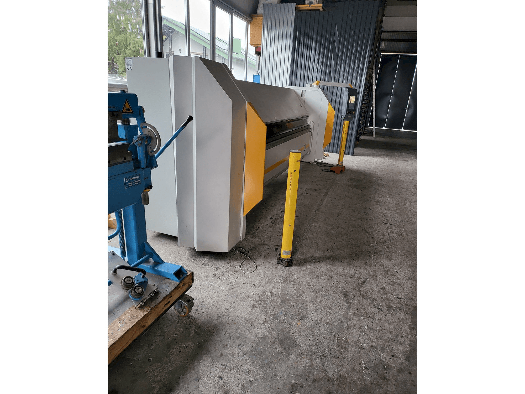 Makine RAS FLEXIbend 73.40 - Sol görünüm