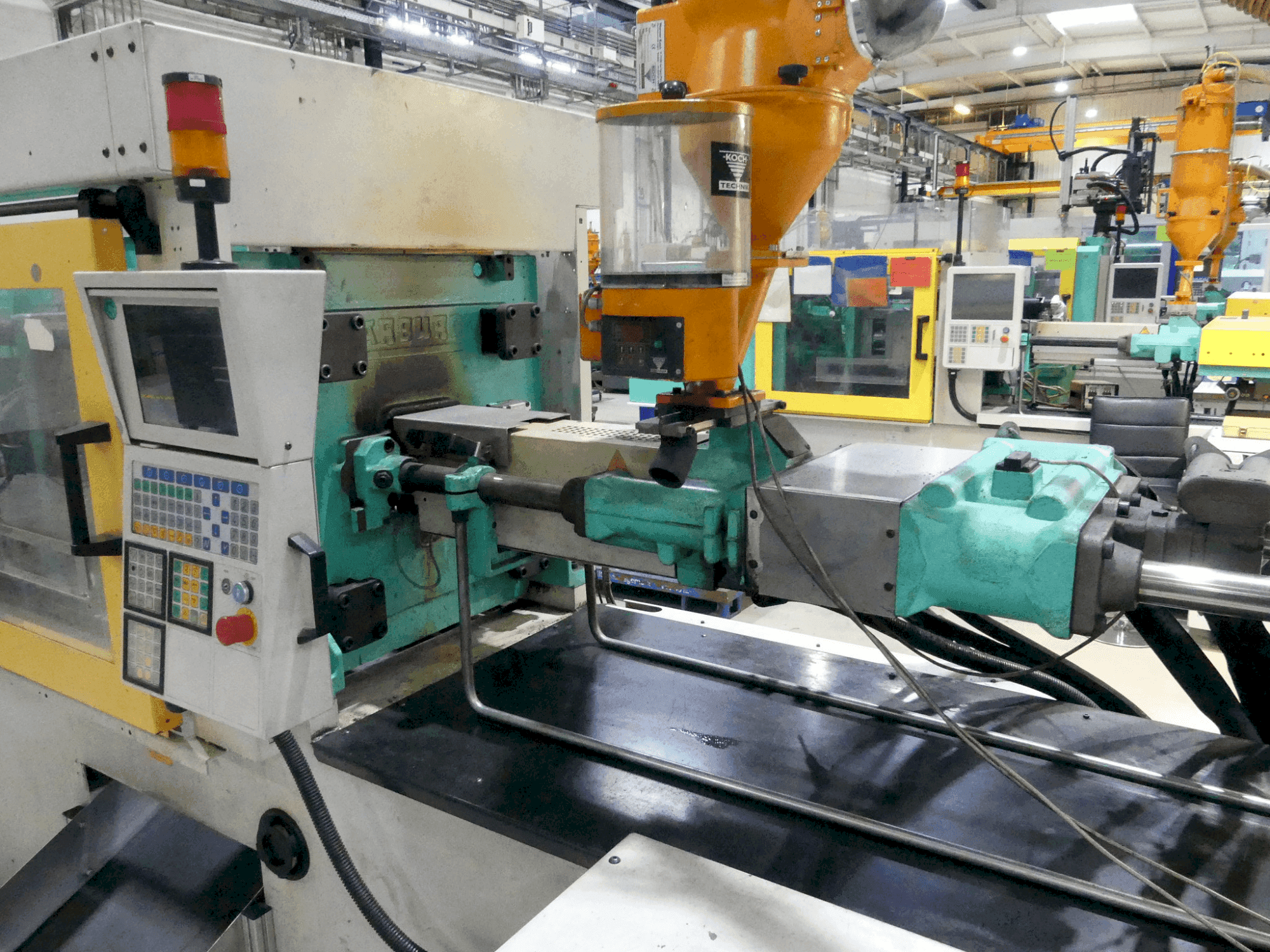 Makine Arburg 420C-1000-250 - Önden görünüm