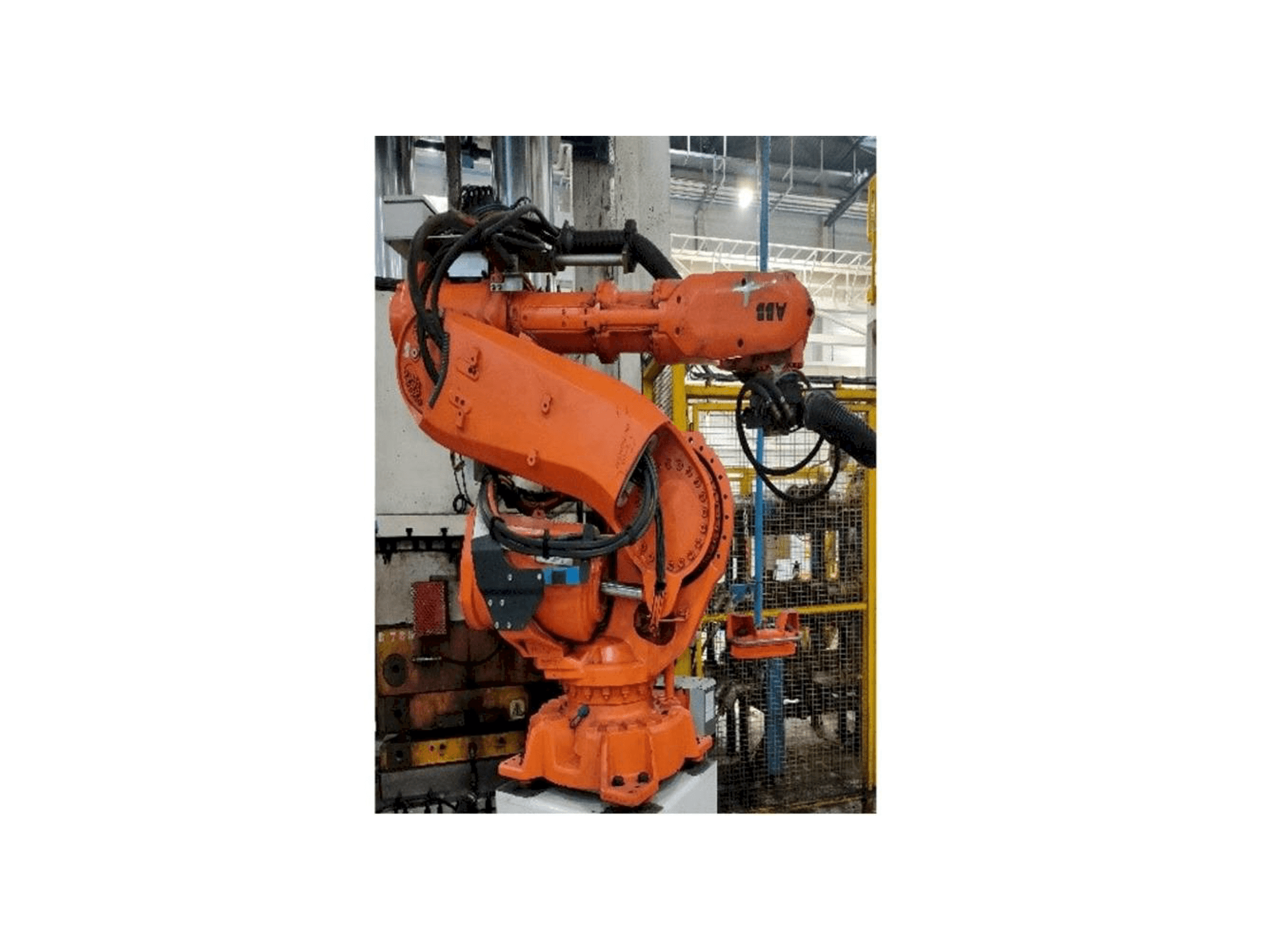 Makine ABB IRB 6640-185/2.8 - Önden görünüm