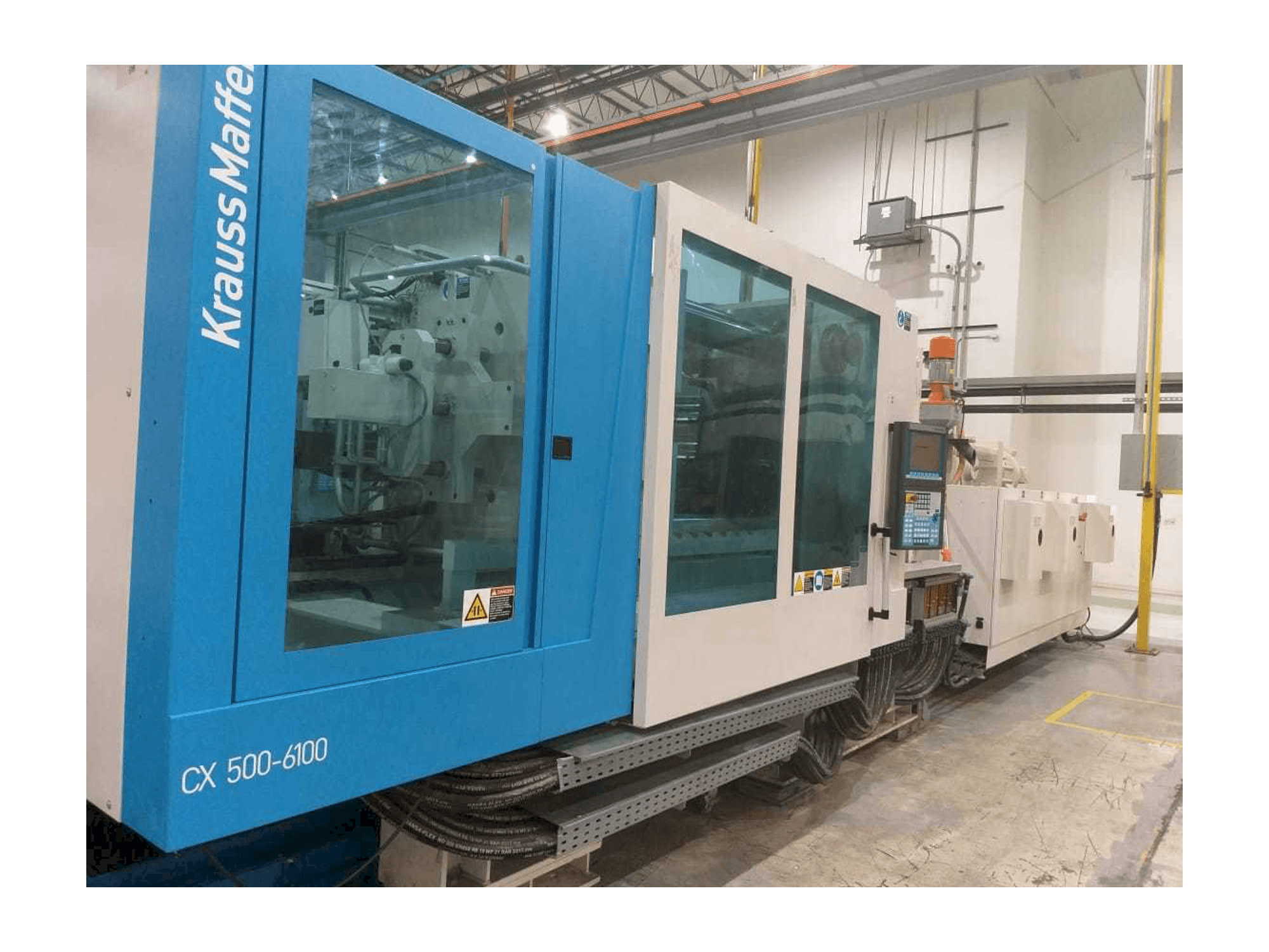 Makine Krauss Maffei 500-6100 CX - Önden görünüm